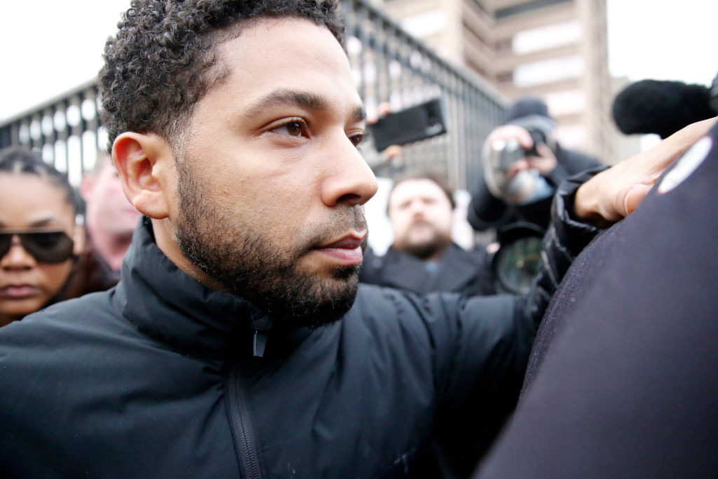 Empire actor Jussie Smollett leaves Cook County jail after posting bond in Chicago