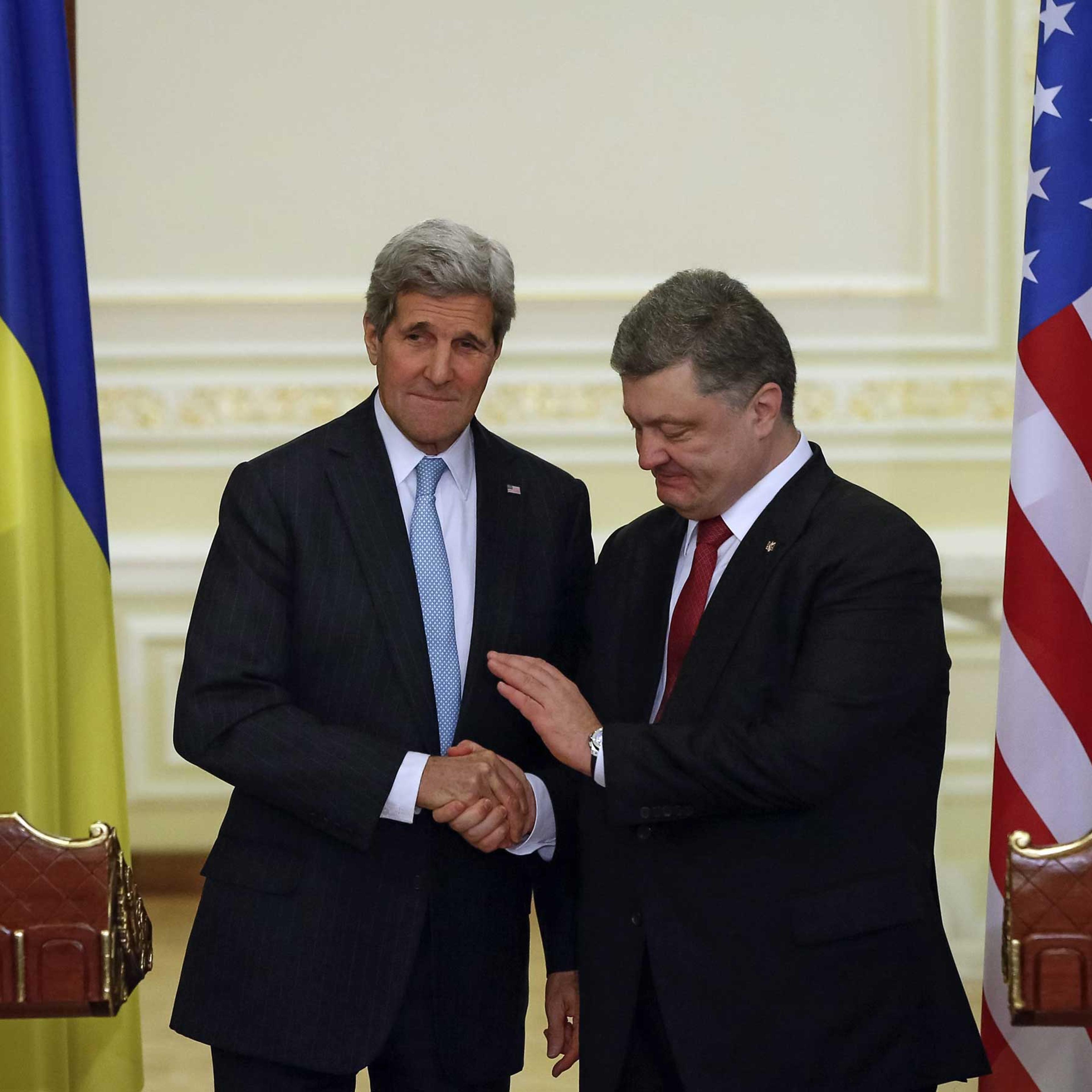 US Secretary of State John Kerry visits Kiev amid fears of escalation