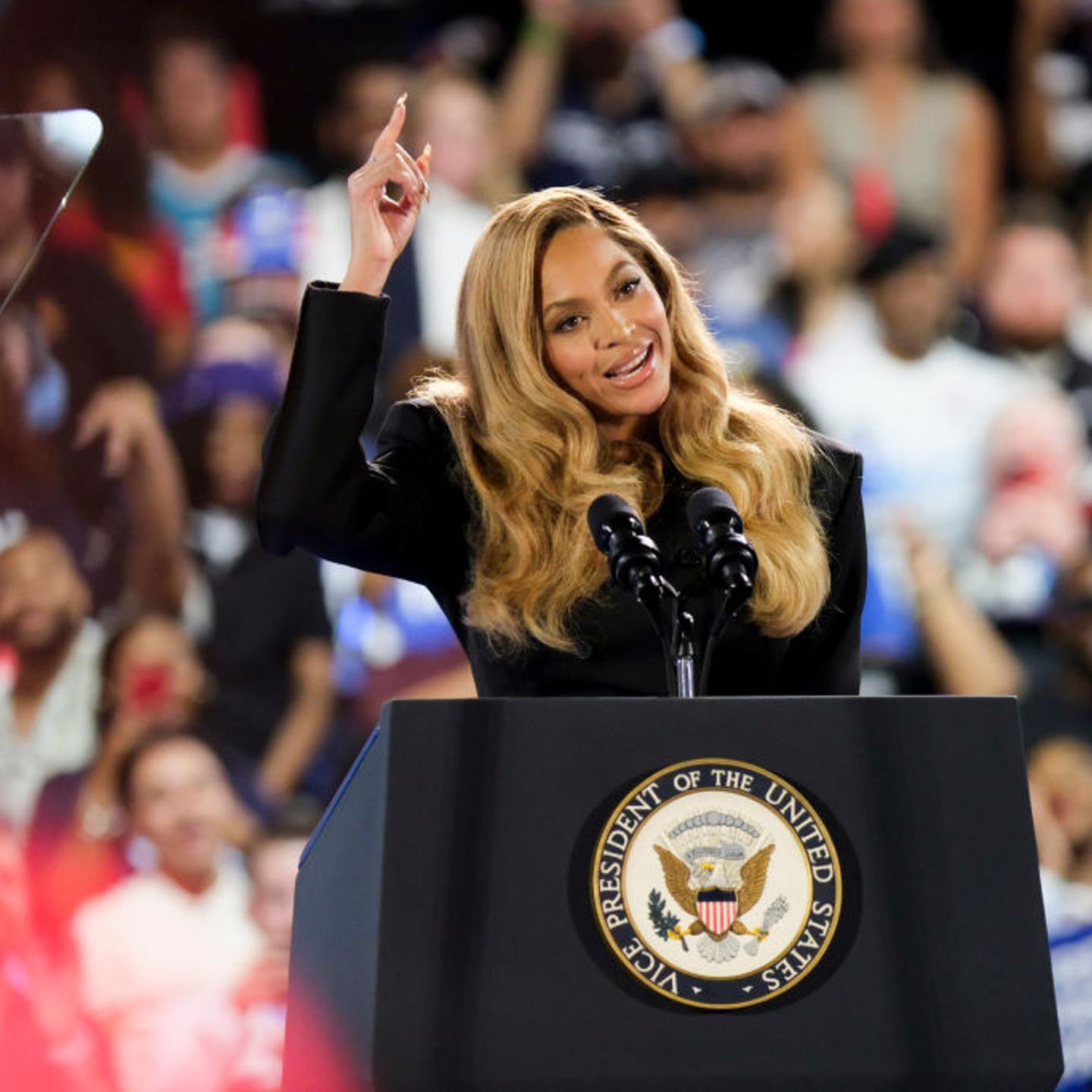 Beyonce To Rally With Kamala Harris, Boosting Her Celebrity Support