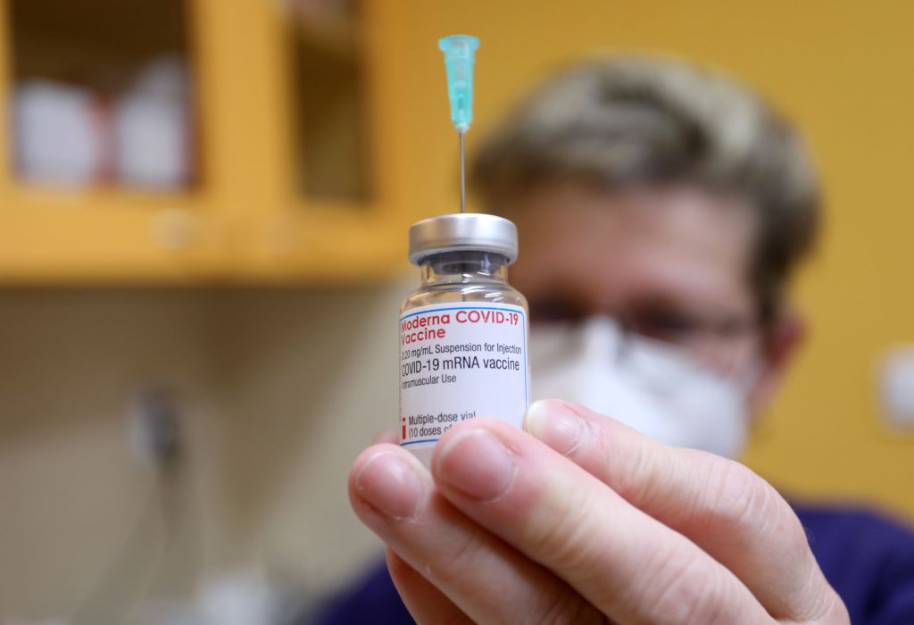 CZECH-HEALTH-VIRUS-VACCINATION