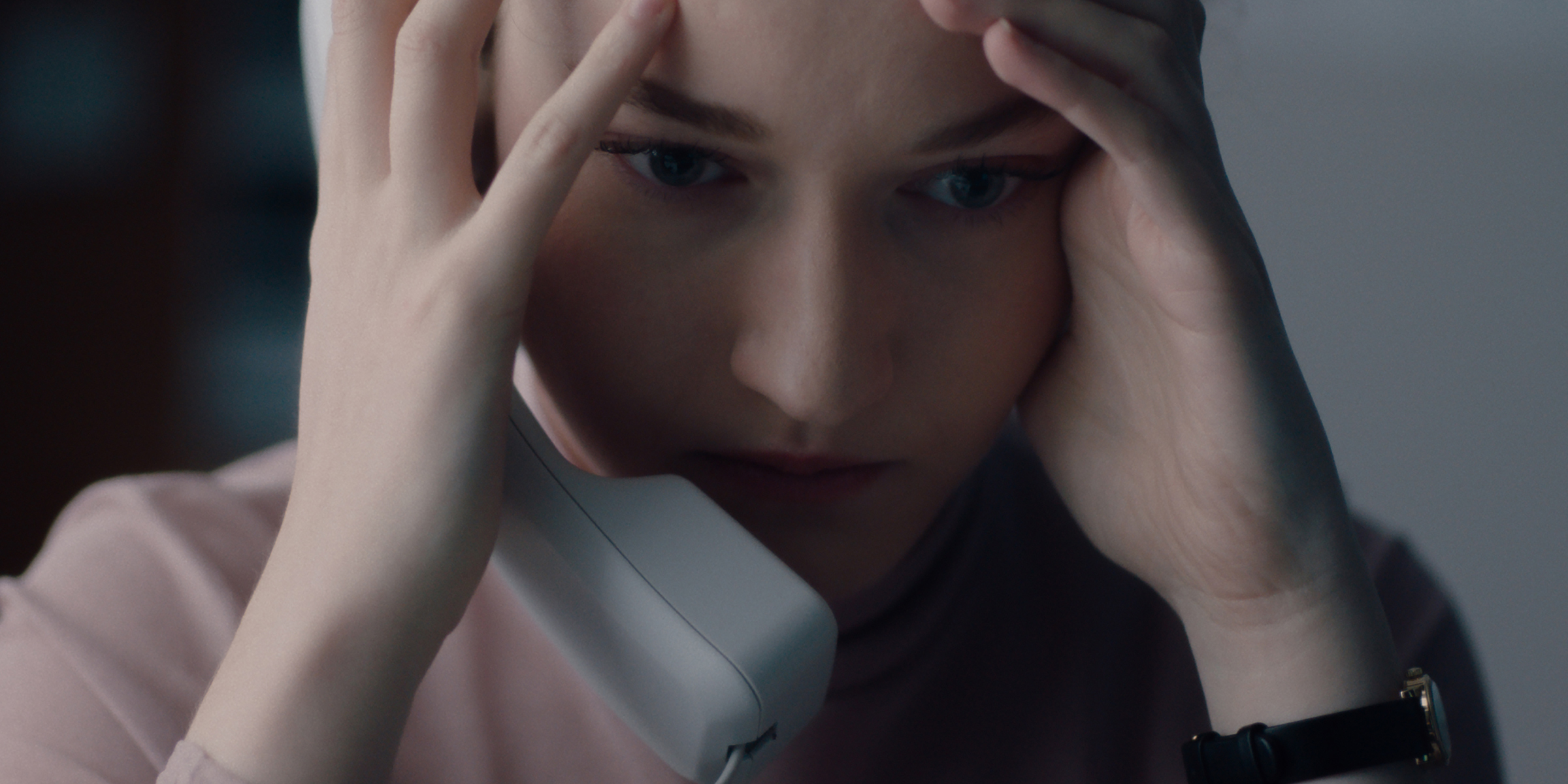 Julia Garner endures the anxiety behind a seemingly glamorous job in The Assistant.