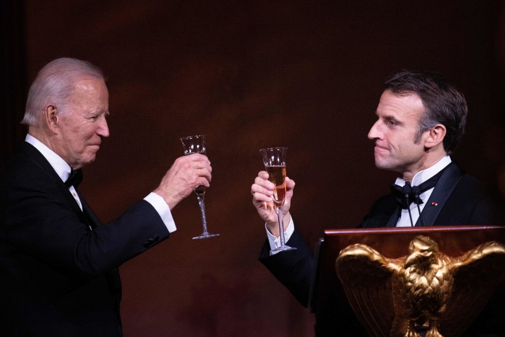 US-FRANCE-DIPLOMACY-POLITICS-BIDEN-MACRON