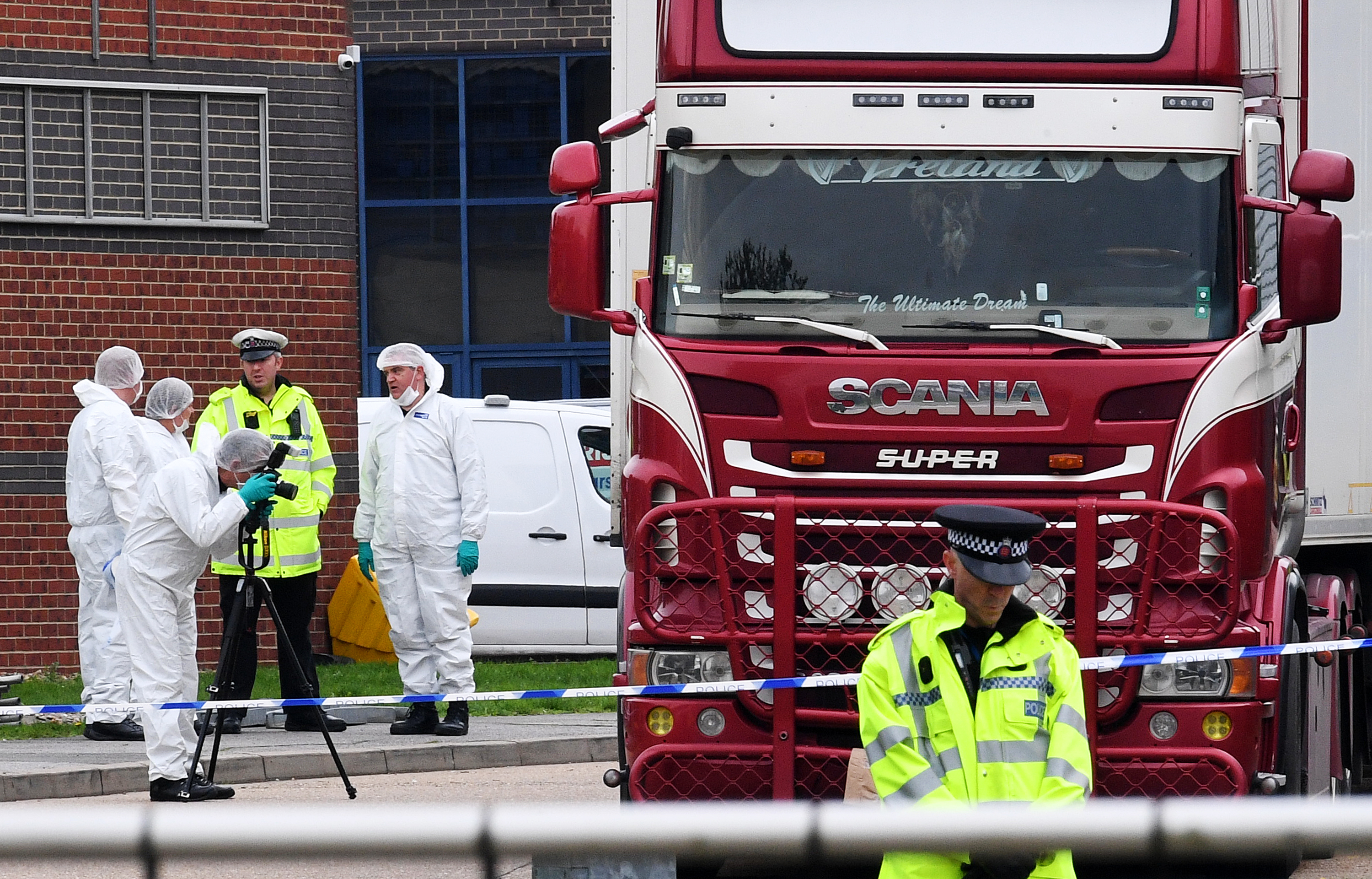 39 Bodies Discovered In Lorry In Thurrock