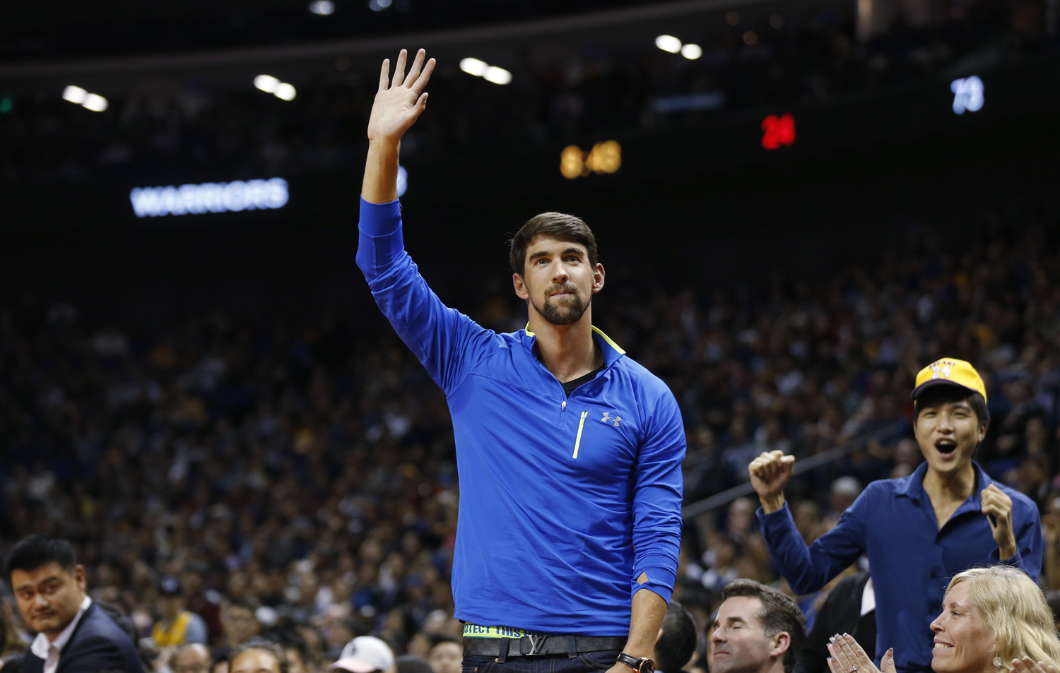 Michael Phelps comes out of retirement