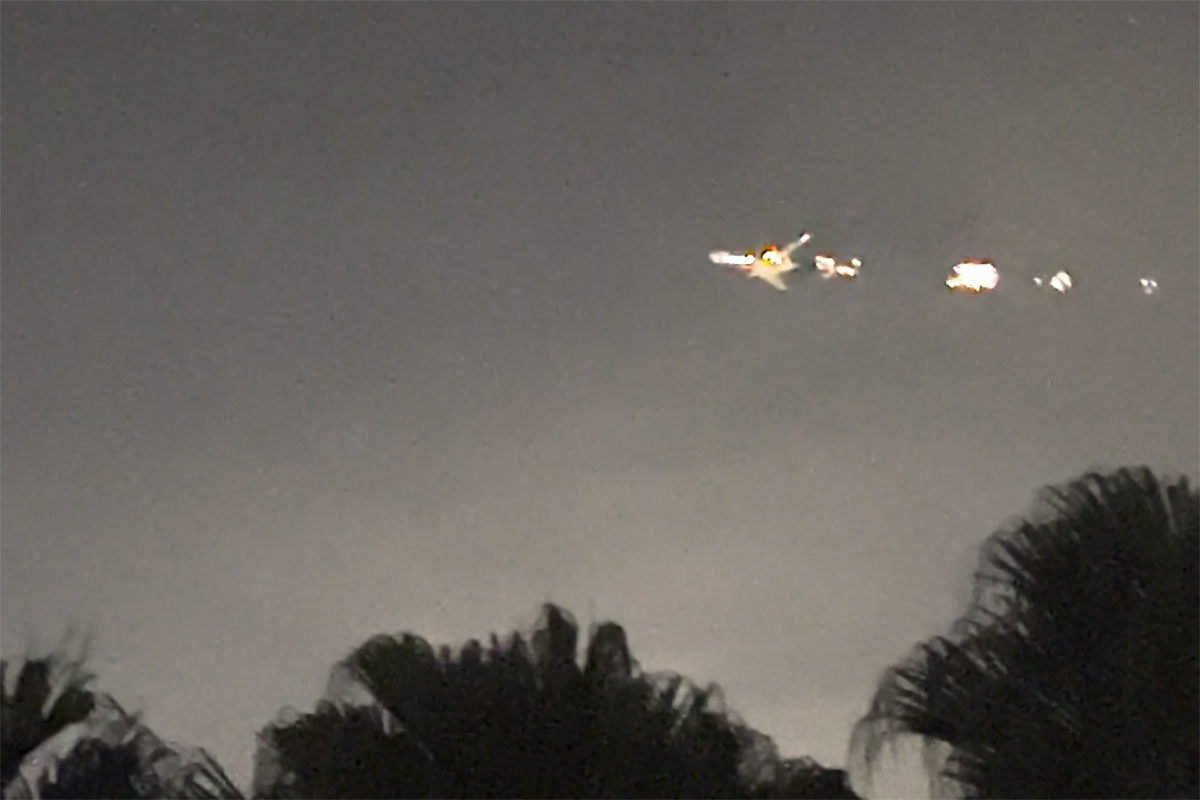 Cargo-Plane-Emergency-Landing-Miami
