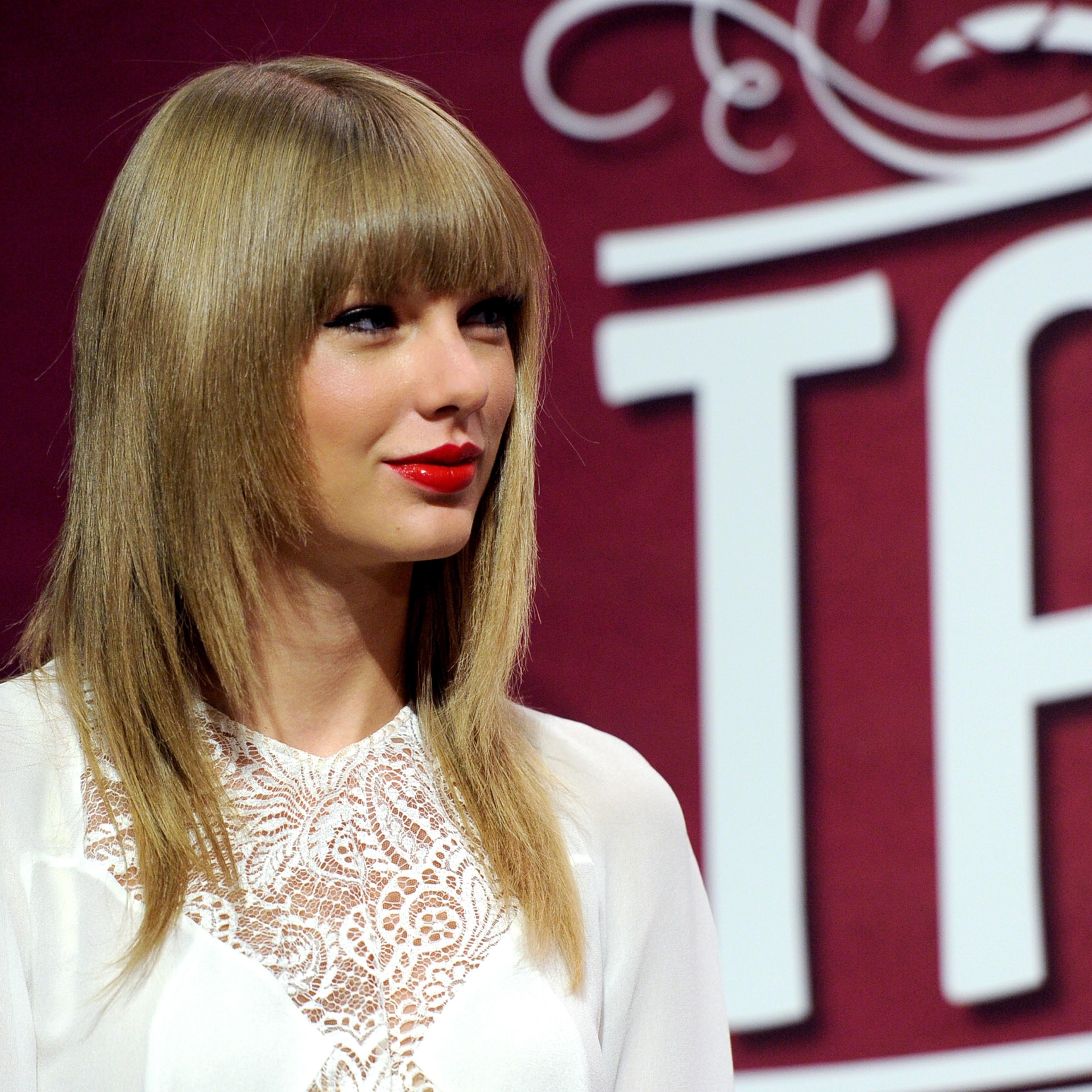 Taylor Swift Press Conference To Announce Breaking The Record Of Solo Artist Sold-Out Shows At The Staples Center