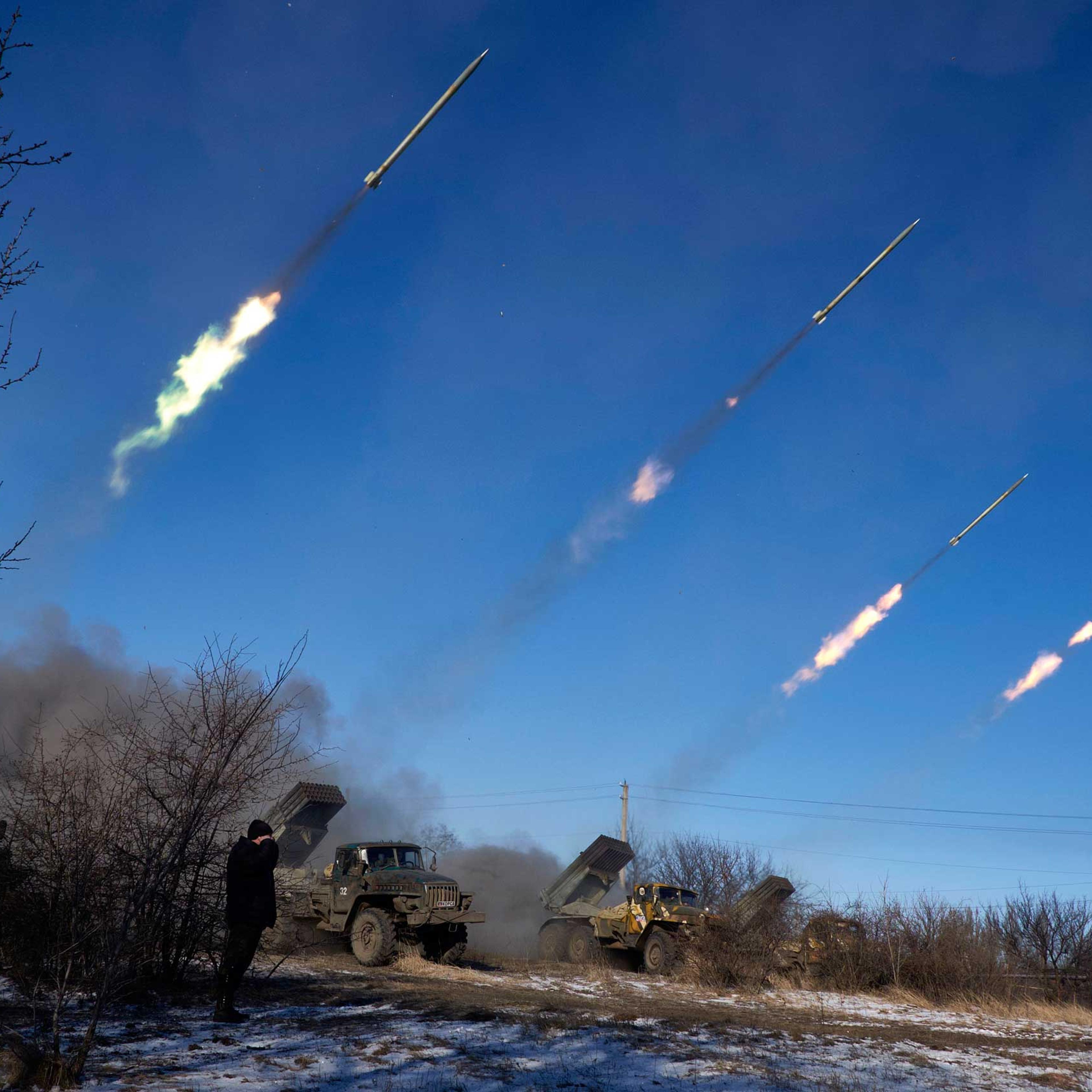 Pro-Russian rebels fire artillery grad rockets towards Debaltseve on Feb. 18, 2015, near Vuglegirsk.