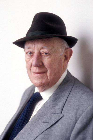 My Name Escapes Me : Sir Alec Guinness Reads (Radio 4)
