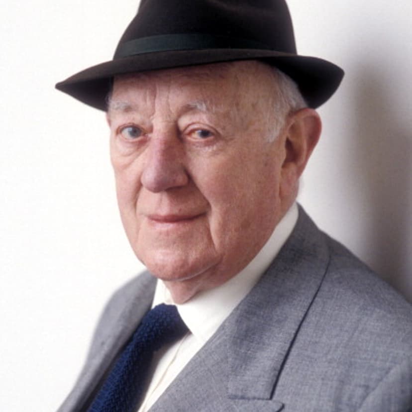 My Name Escapes Me : Sir Alec Guinness Reads (Radio 4)