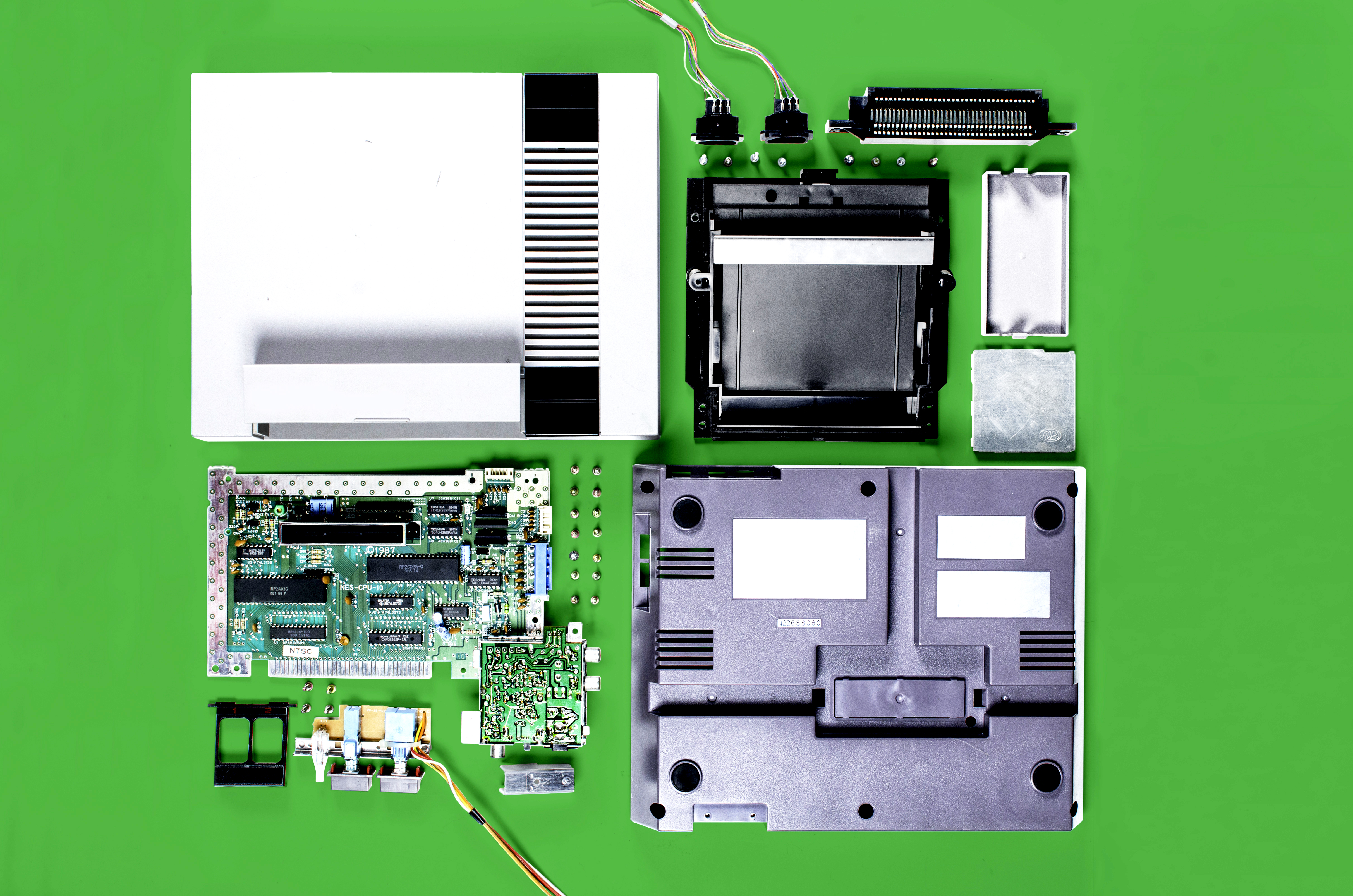 Deconstructed video game consul