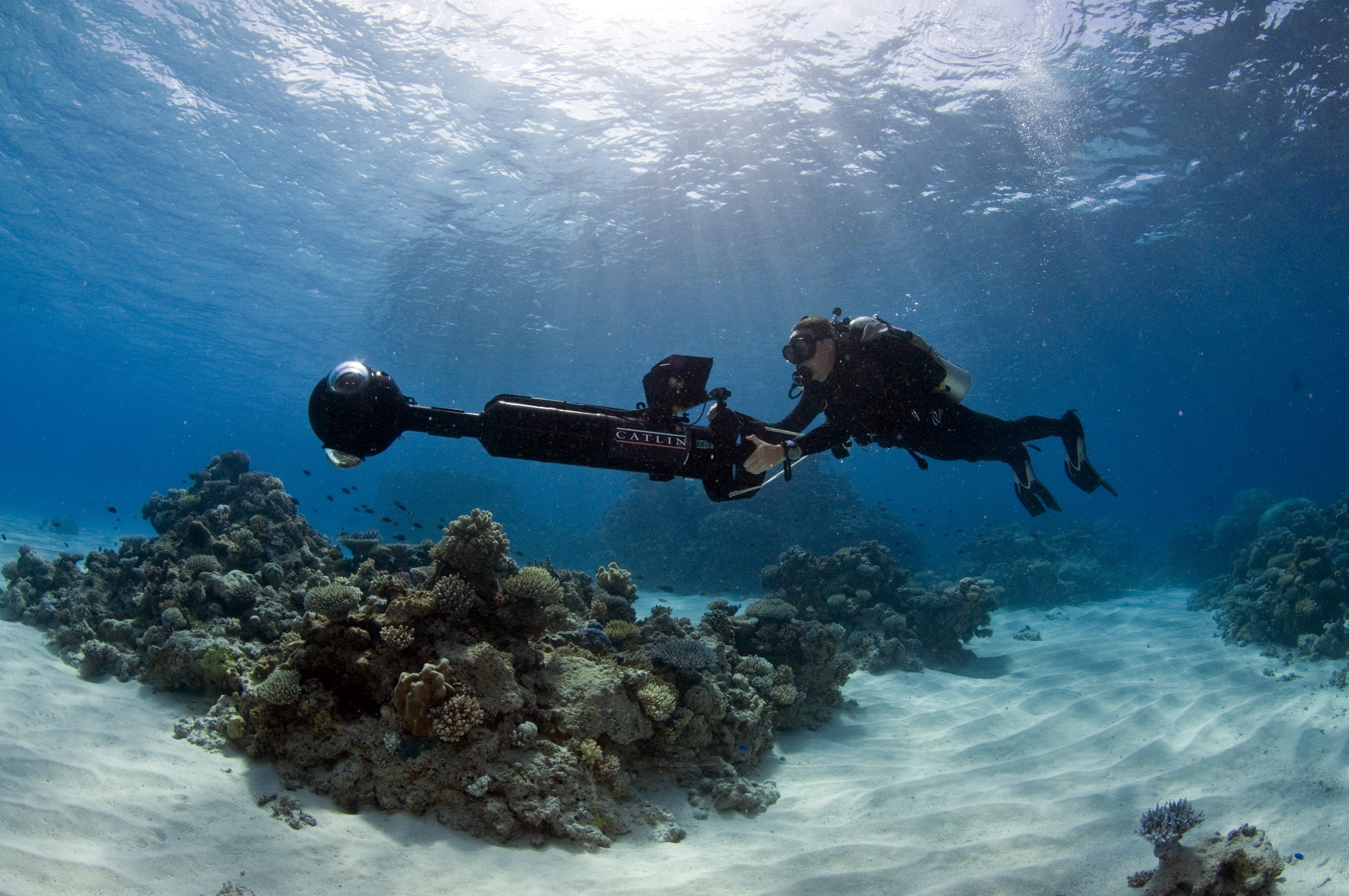 The SVII camera can take hundreds of photos of coral reefs, turning them into 360-degree panoramas