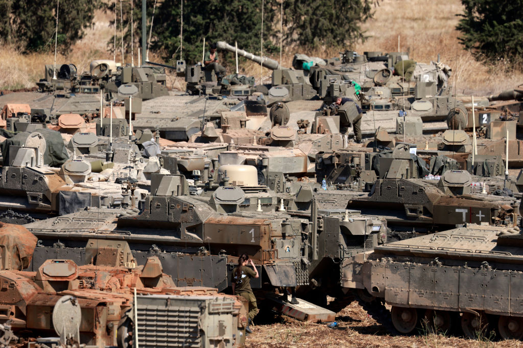 Israel Lebanon tanks border