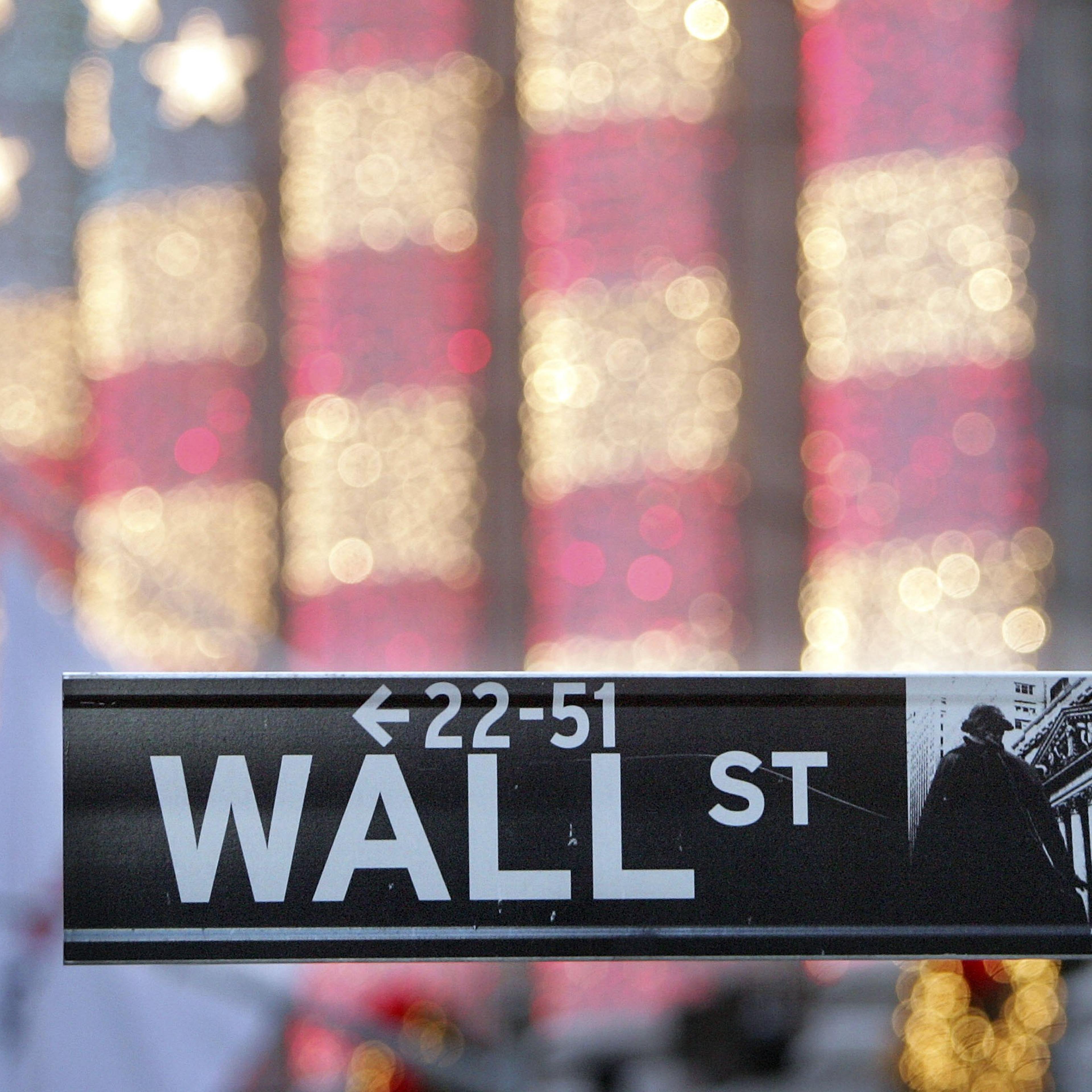 Record Earnings Lead To Big Bonuses On Wall Street