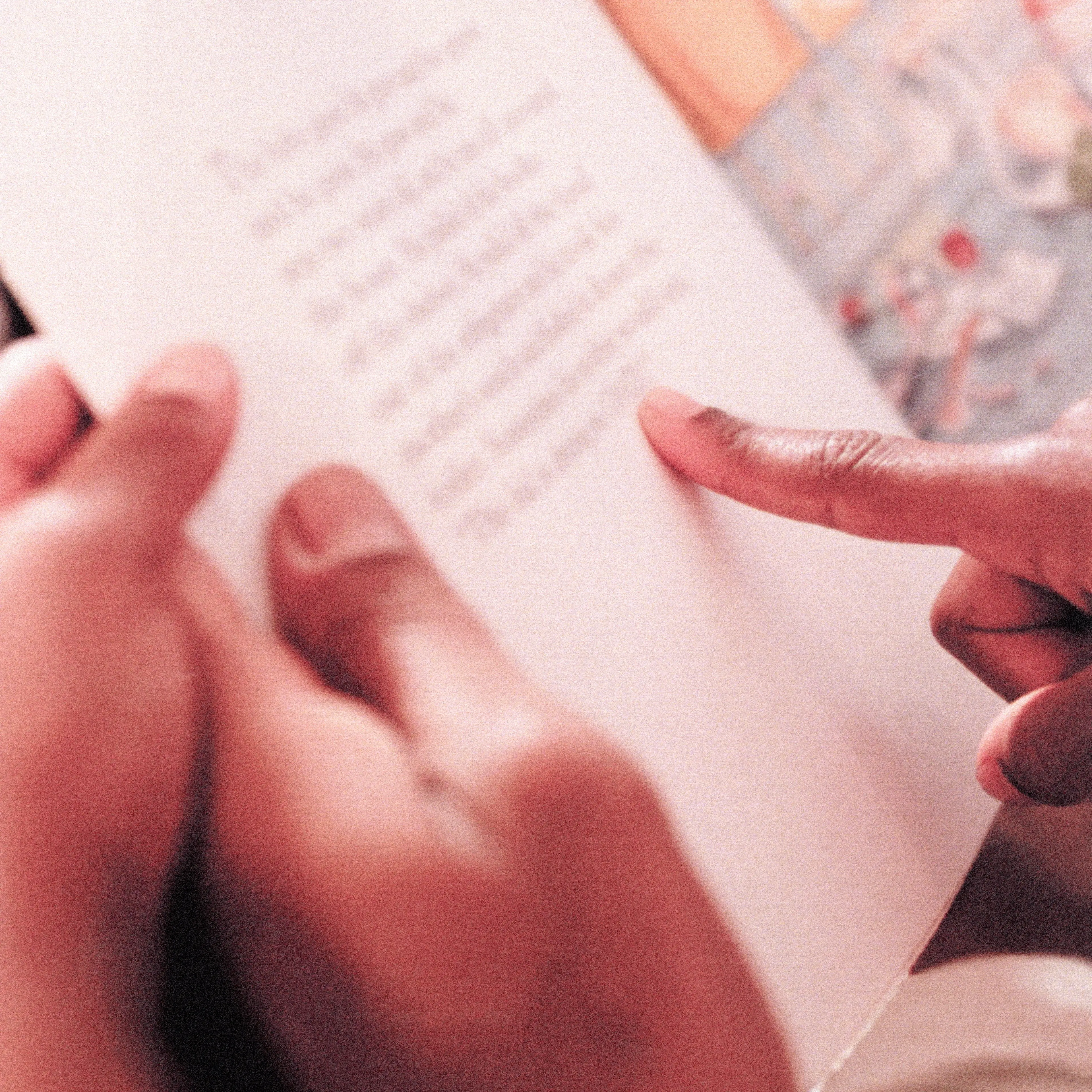 closeup-bedtime-reading