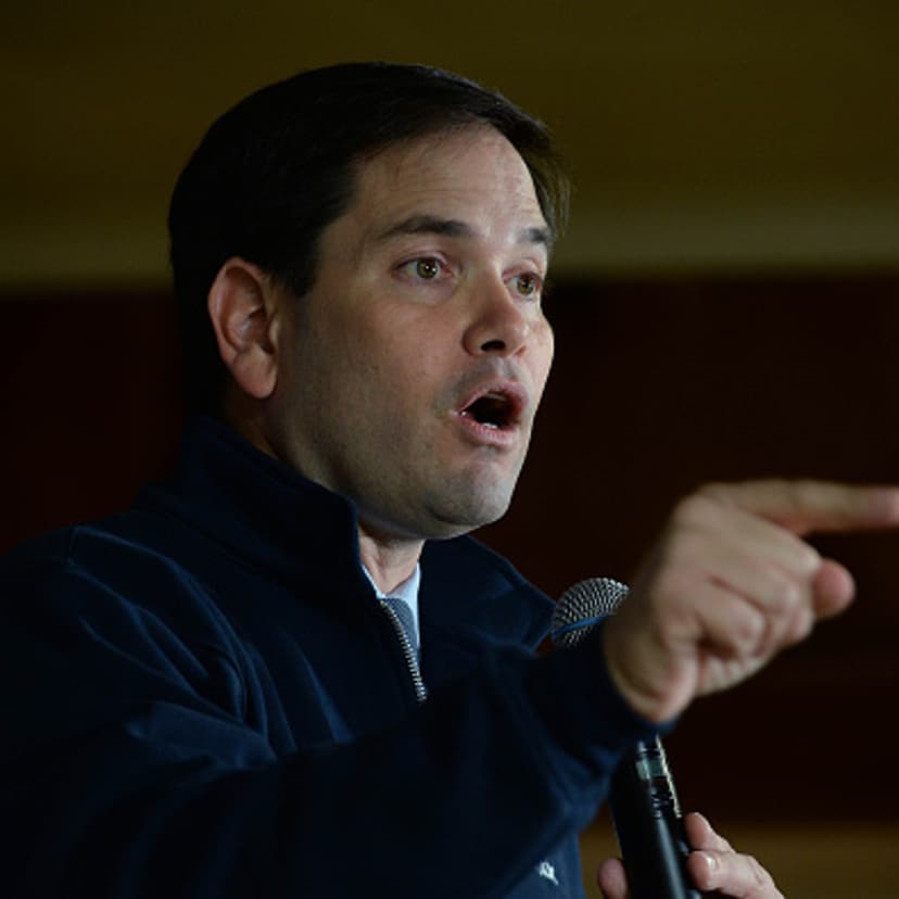 Republican Presidential candidate Marco Rubio speaks during a town hall at the VFW November 30, 2015 in Laconia, New Hampshire.