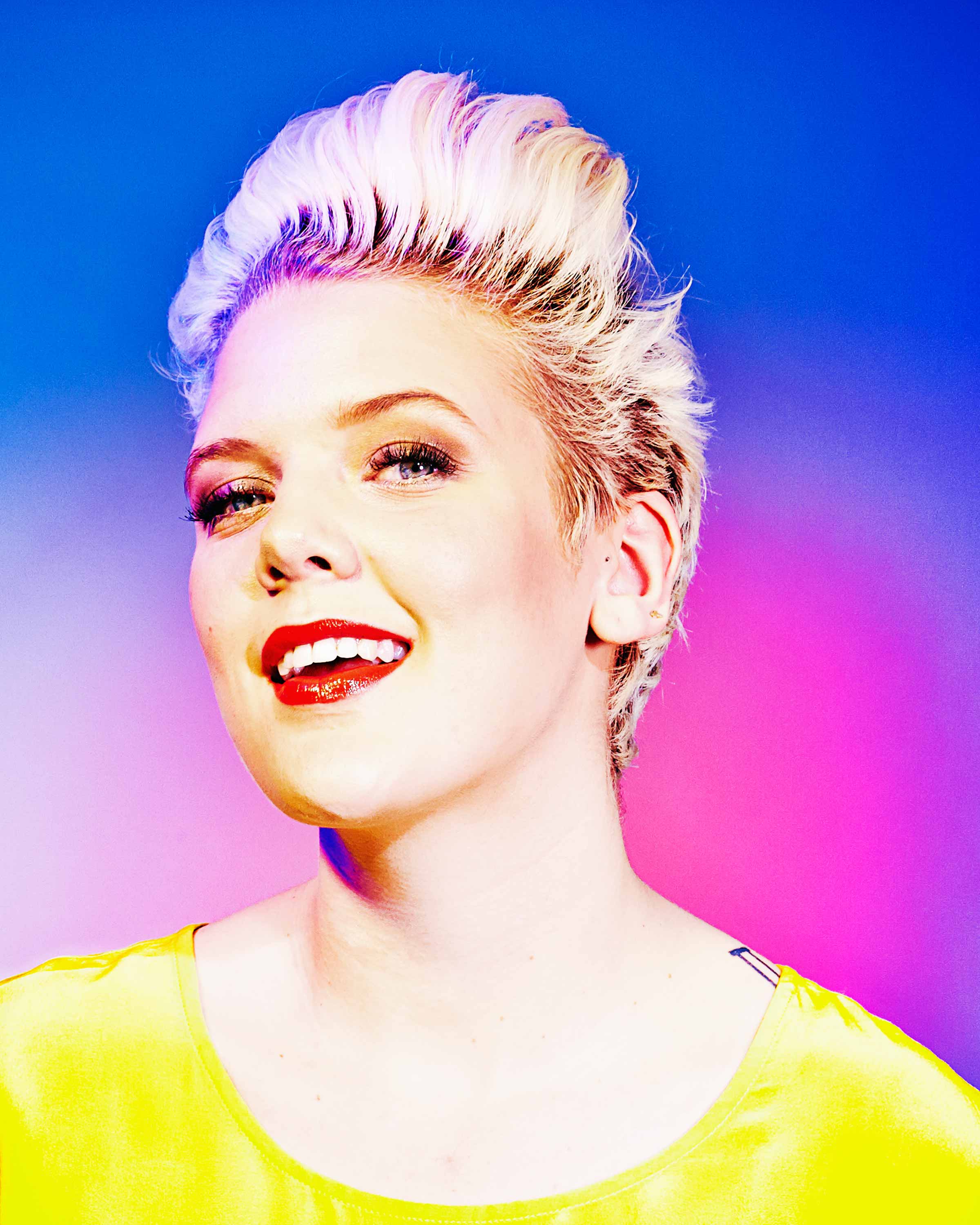 Betty Who Portrait Australian Musicians Pop Music Somebody Loves You Song Jeff Brown