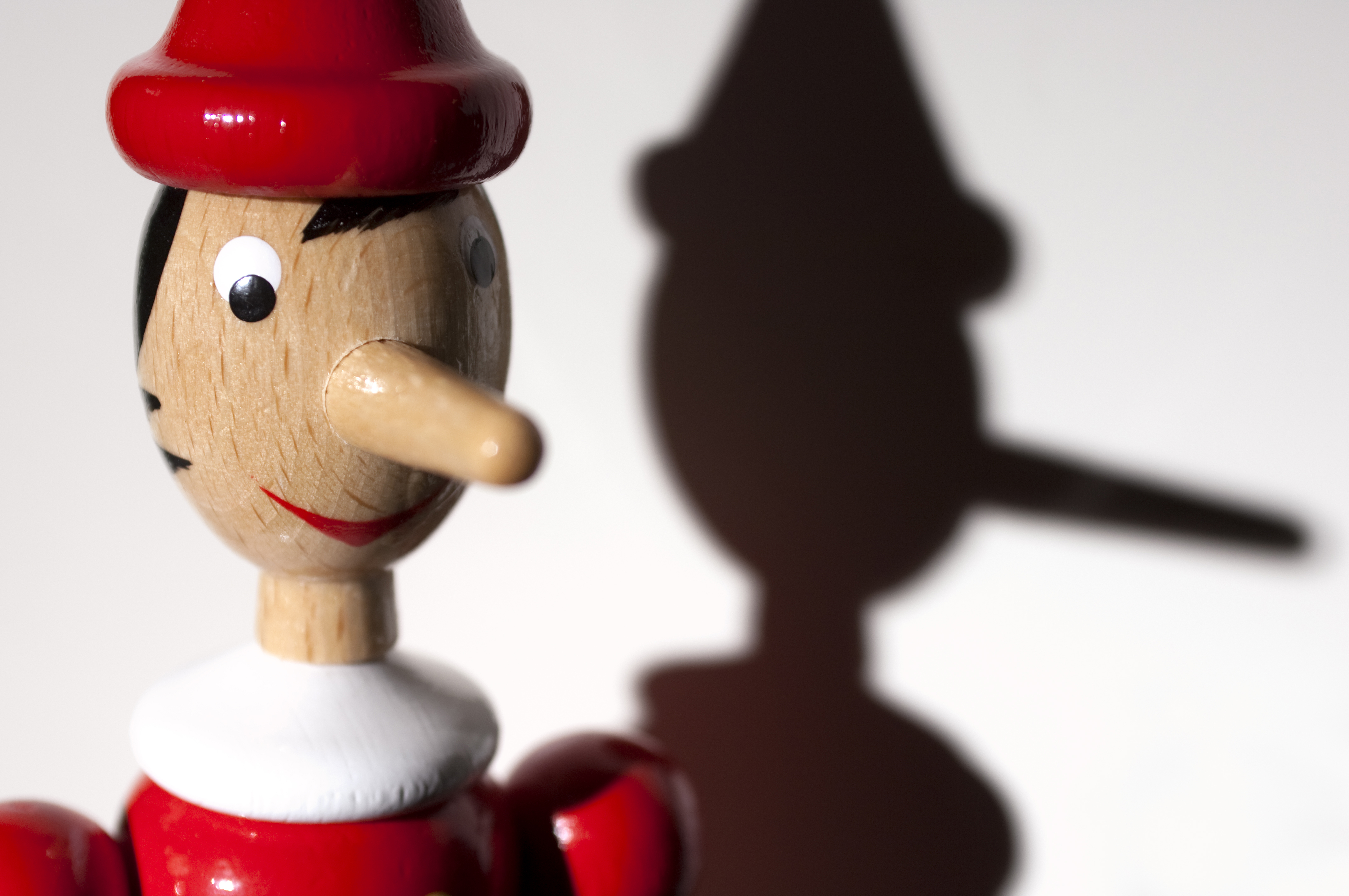 pinocchio-doll-shadow