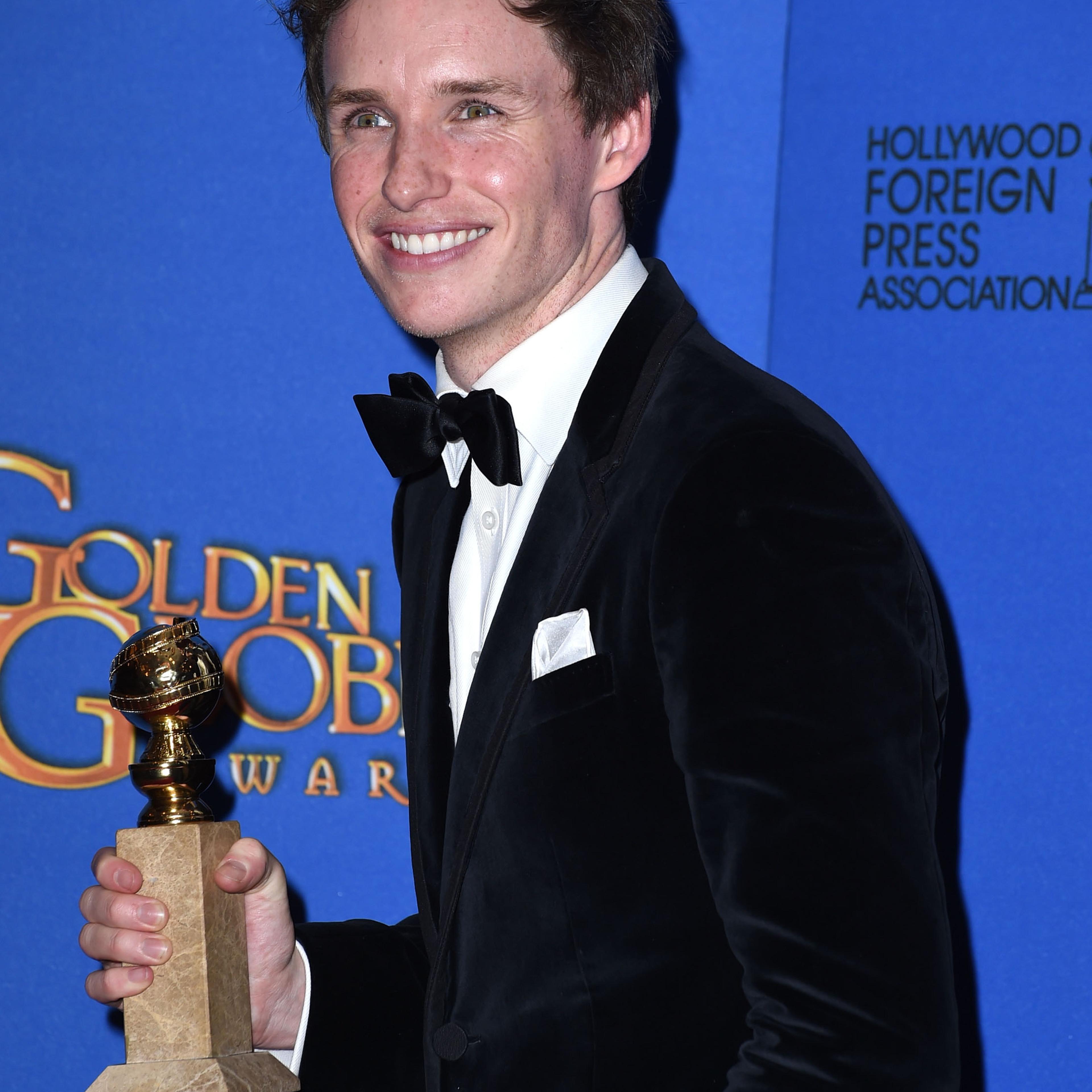 Eddie Redmayne poses in the 72nd Annual Golden Globe Awards on January 11, 2015 in California.