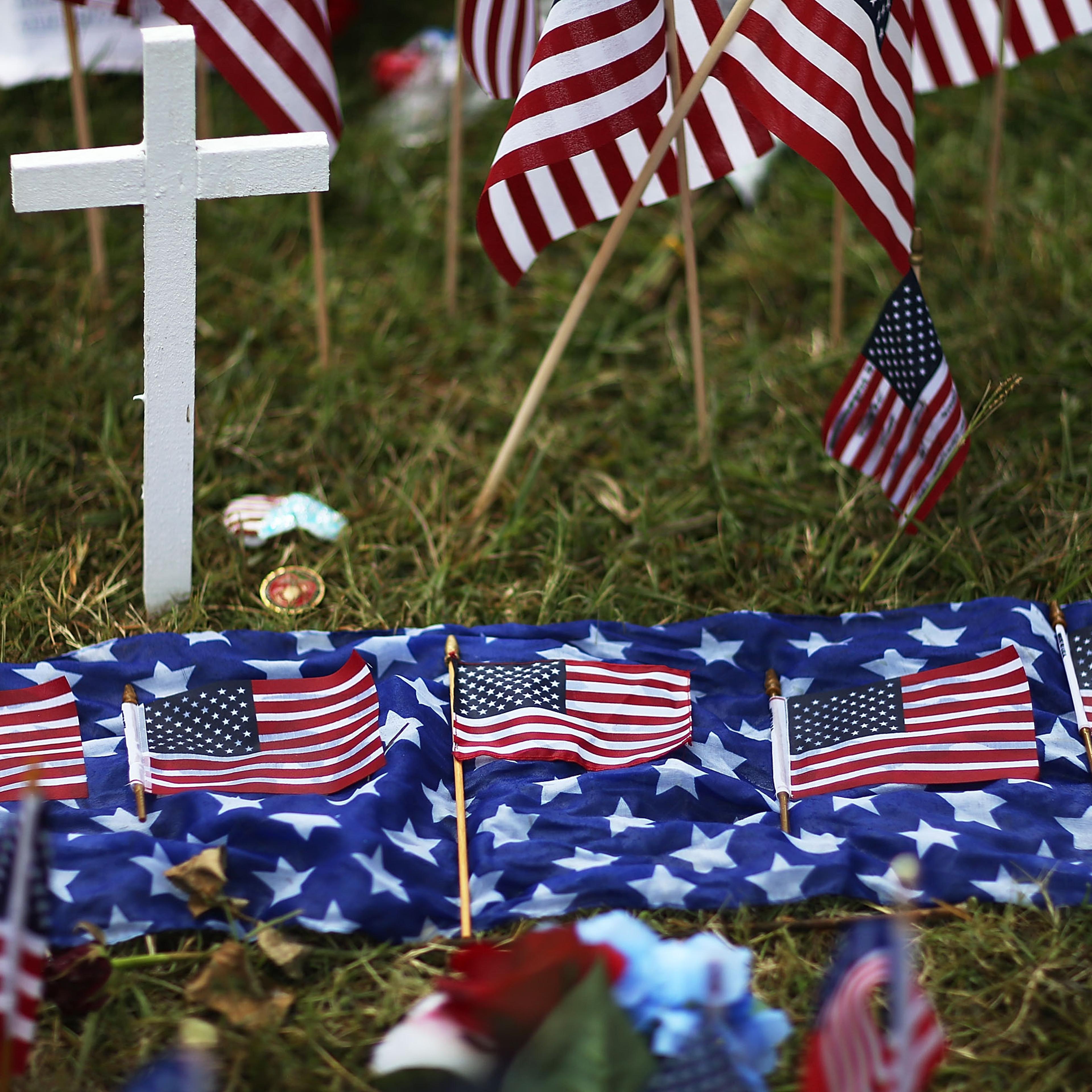 Four Marines and One Sailor Killed In Military Center Shootings In Chattanooga, Tennessee