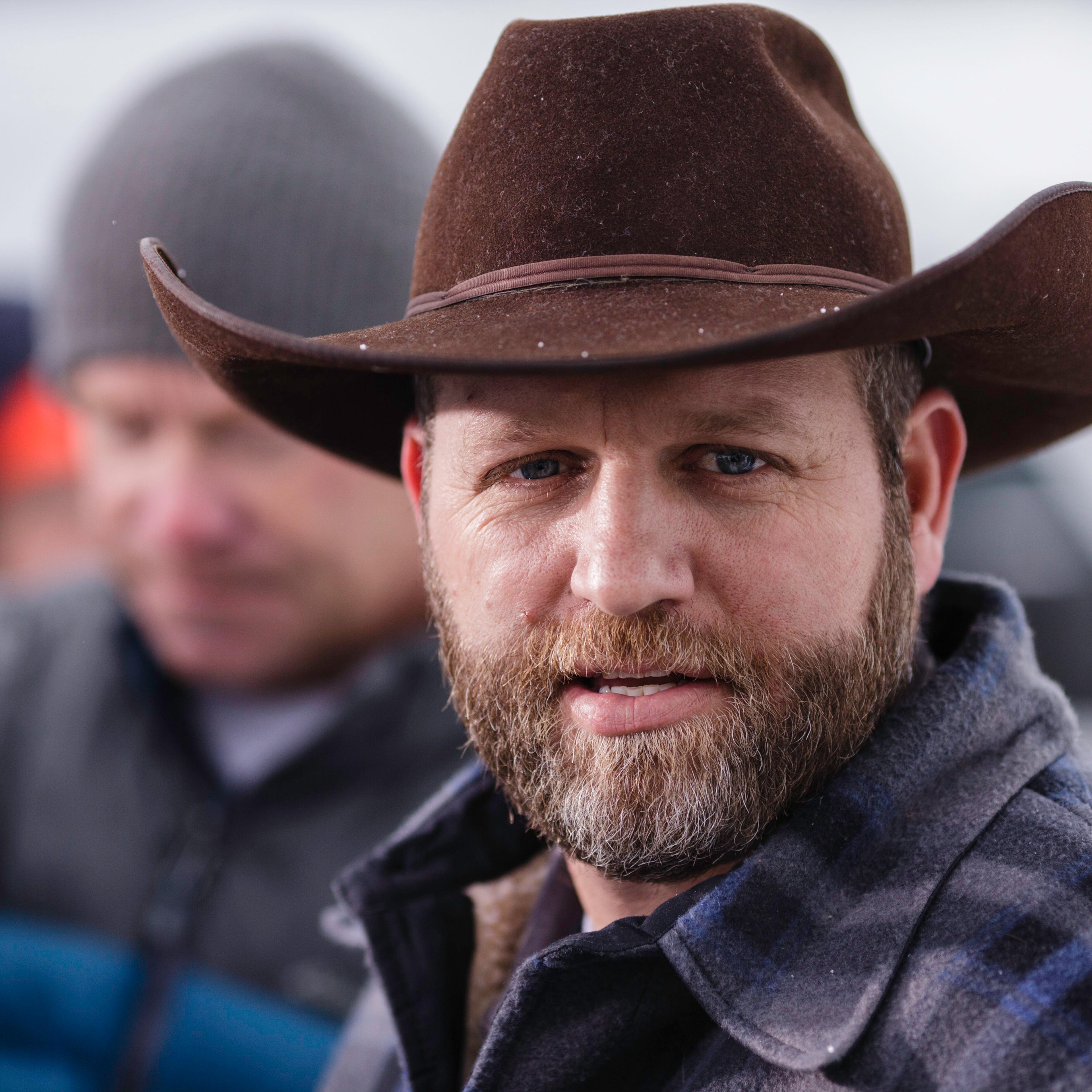 Ammon Bundy speaks at a news conference at the entrance to the Malheur National Wildlife Refuge Headquarters near Burns, Oregon January 5, 2016.