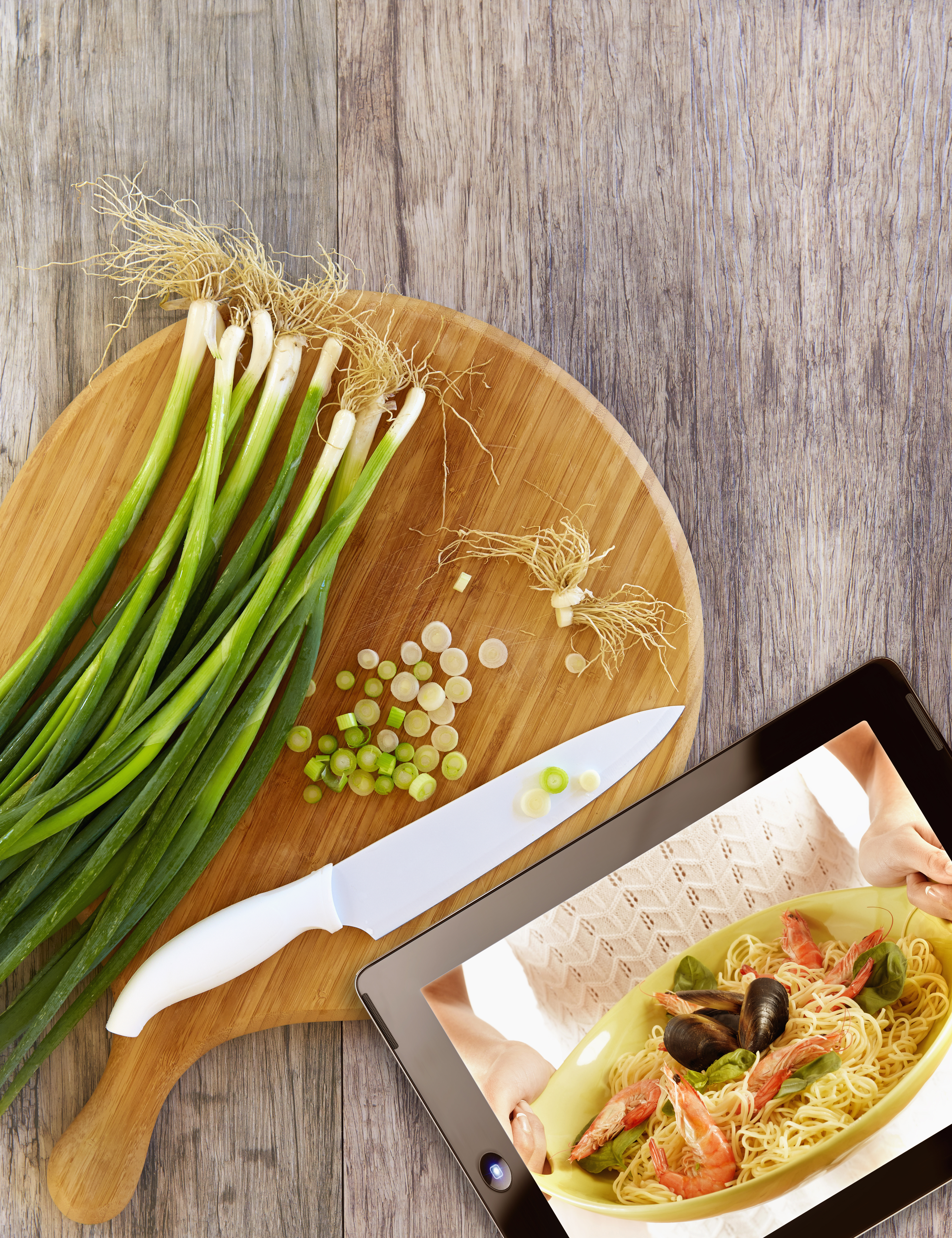 chopping-veggies-tablet