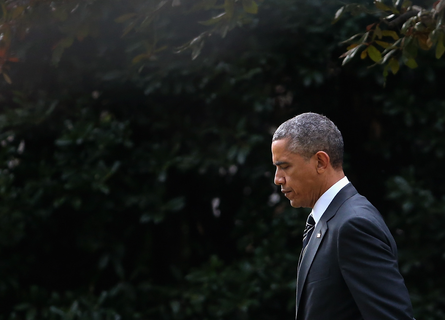 President Obama Departs White House For Chicago