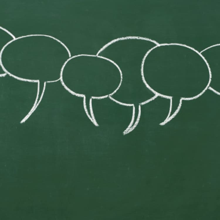 speech-bubbles-blackboard
