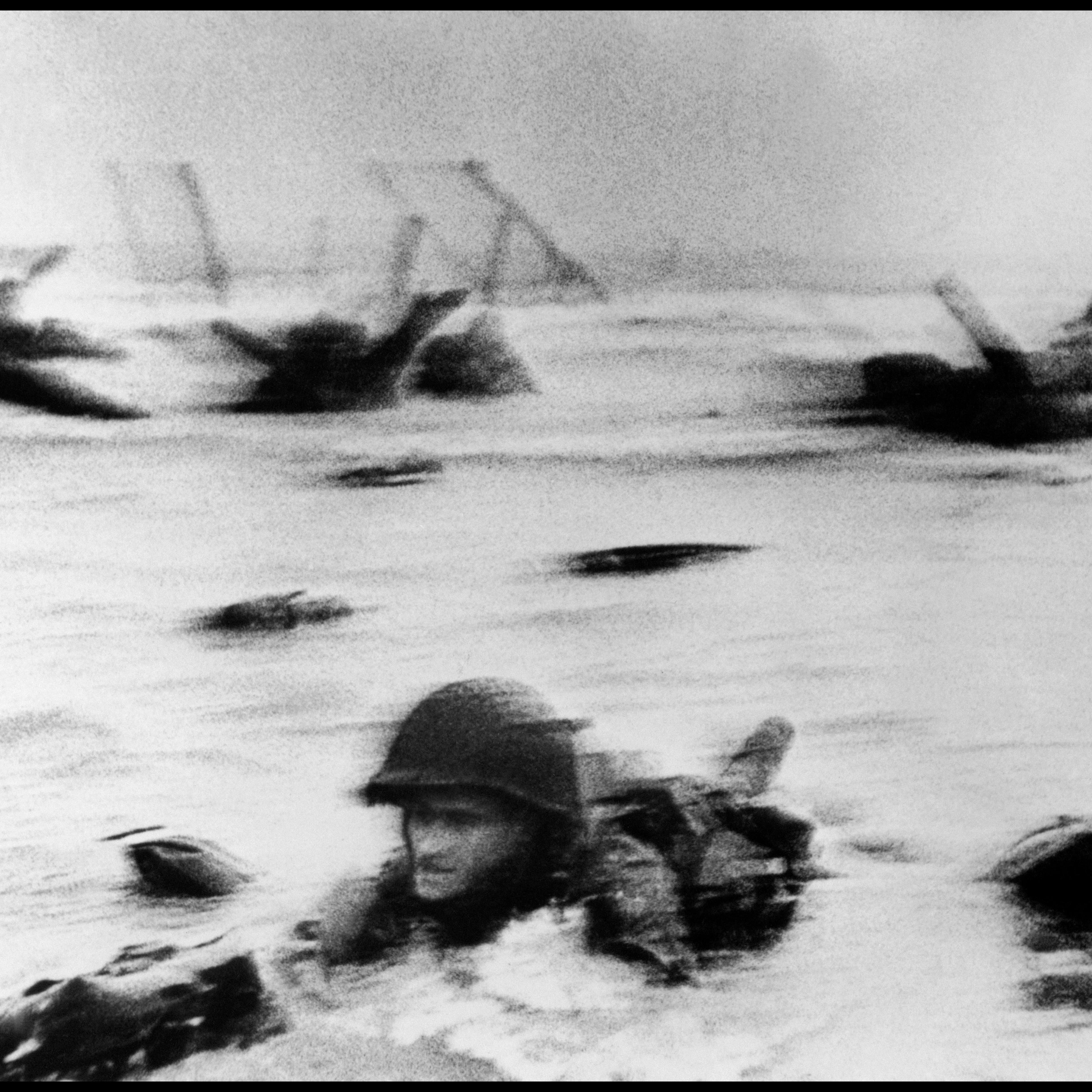 FRANCE. Normandy. June 6th, 1944. Landing of the American troops on Omaha Beach.