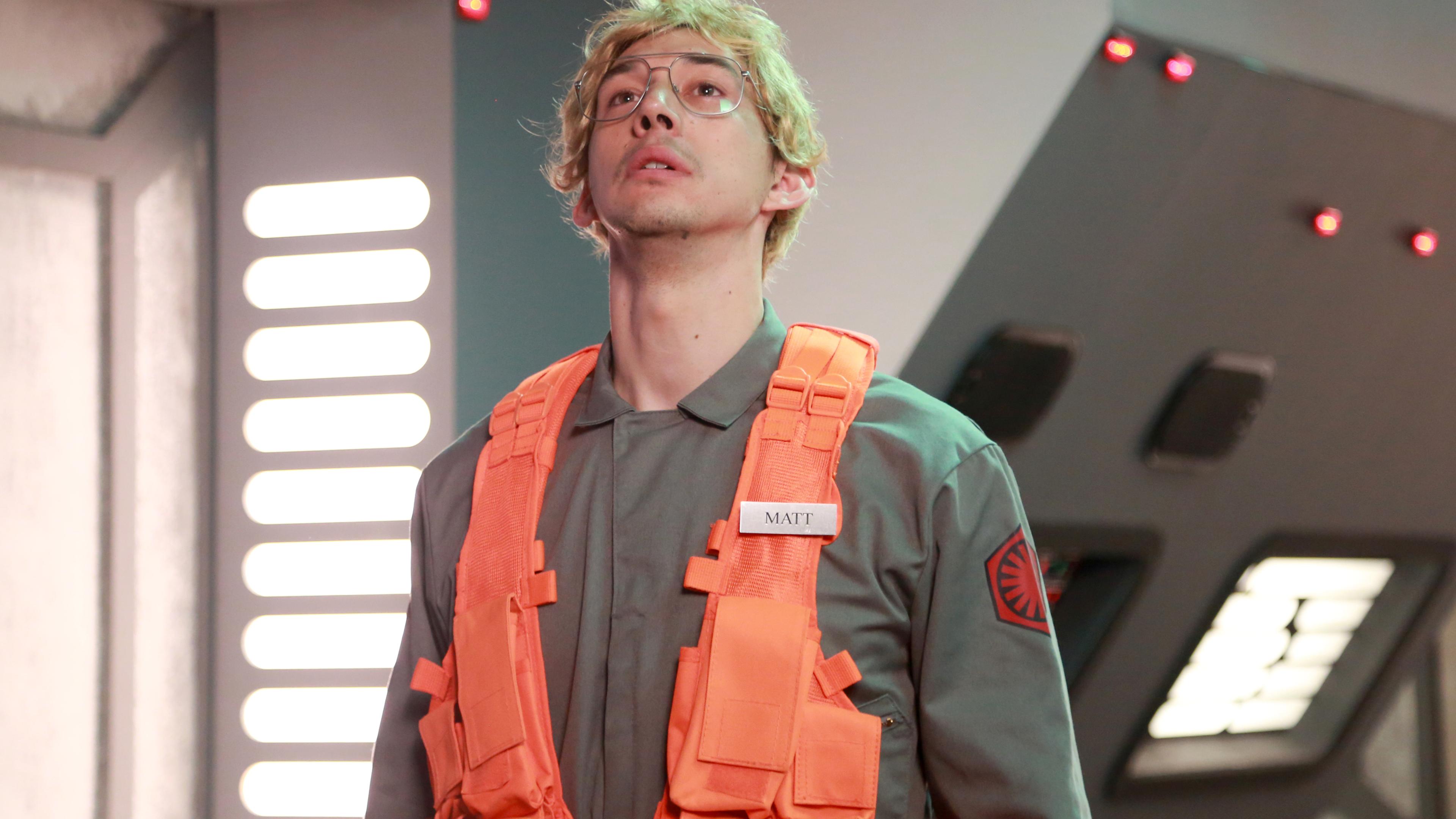 Snl Science Room Watch Adam Driver Behind the Scenes of 'SNL' Undercover Boss