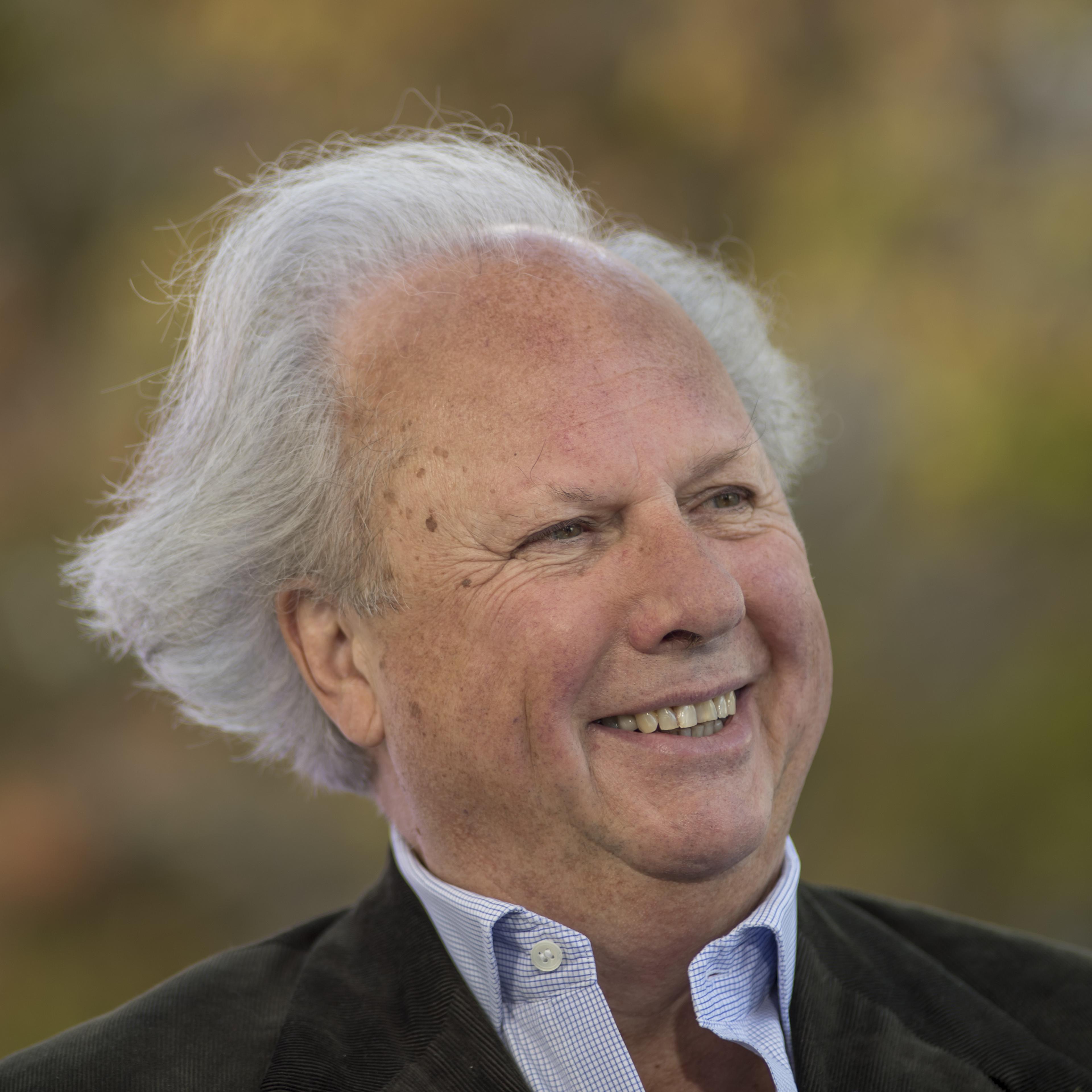 graydon carter vanity fair donald trump stepping down