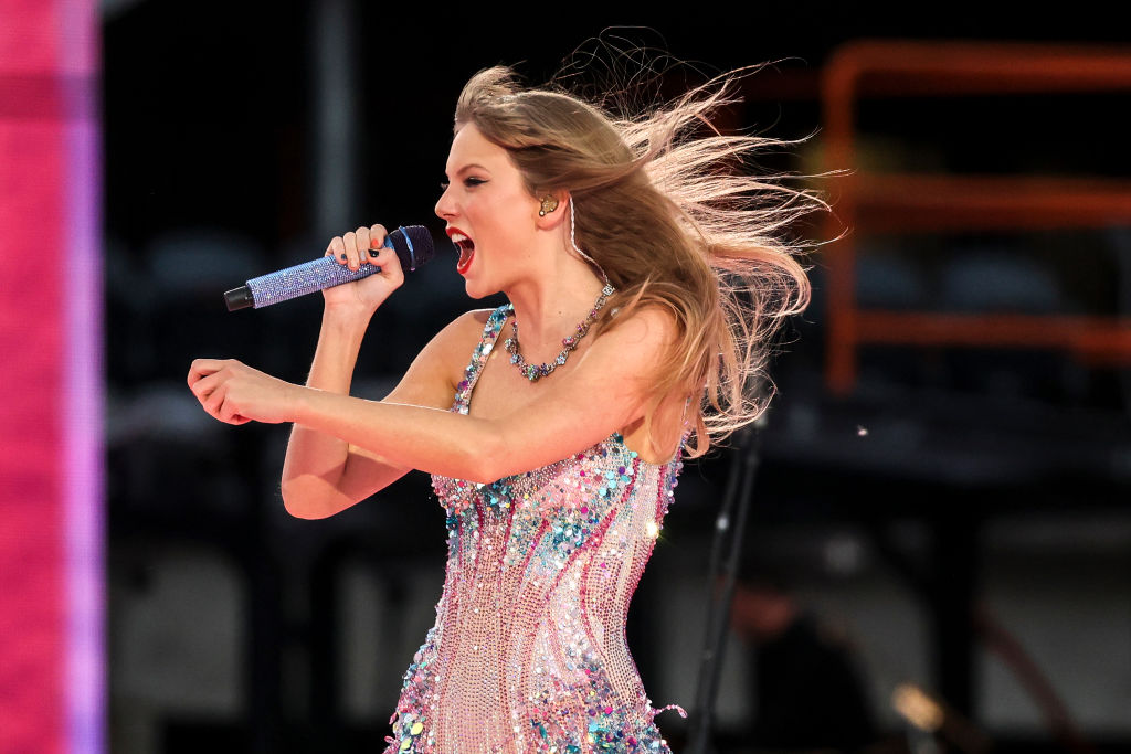 ENTER-MUS-SWIFT-PRIDE-SPEECH-4-TB