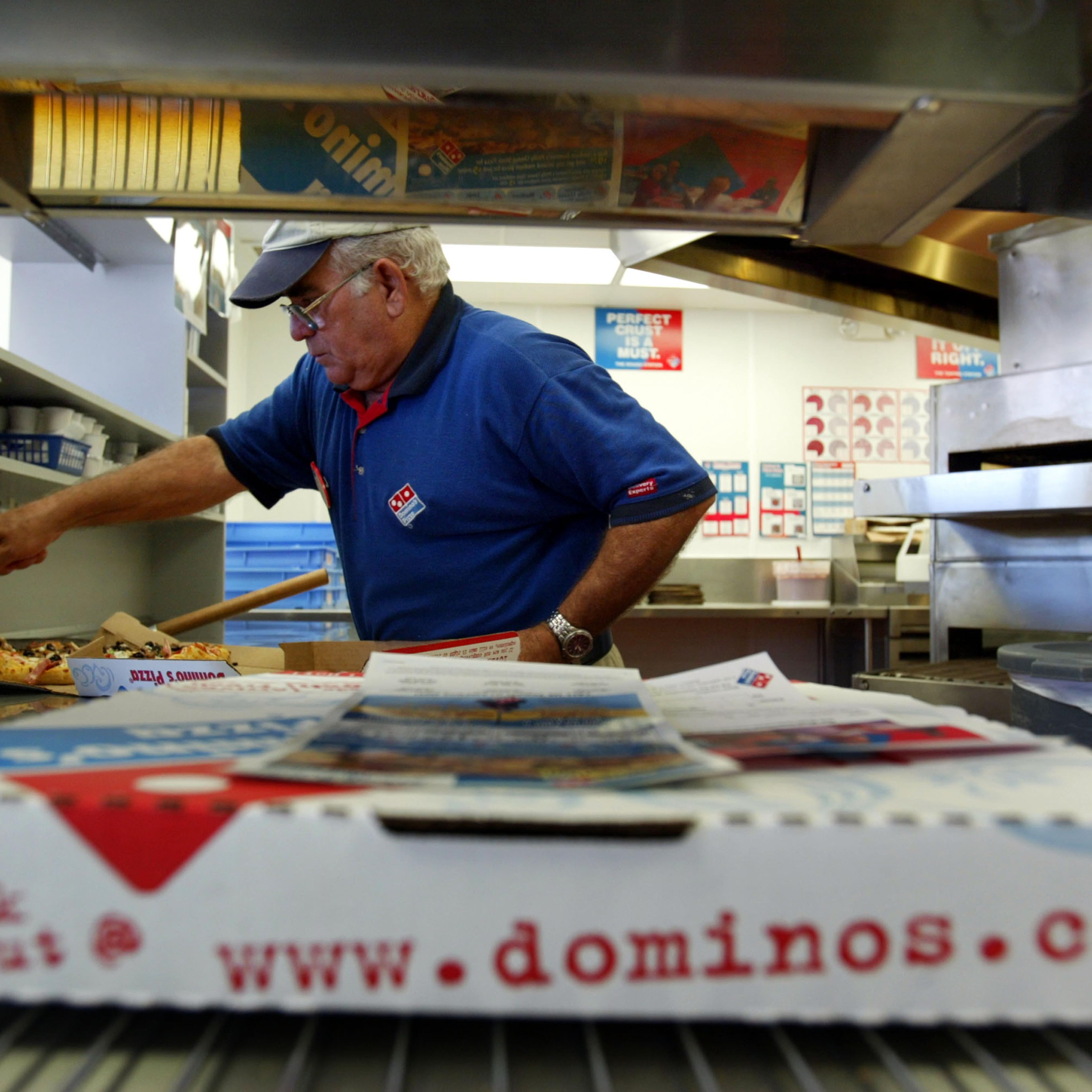 Dominos Pizza Files To Go Public