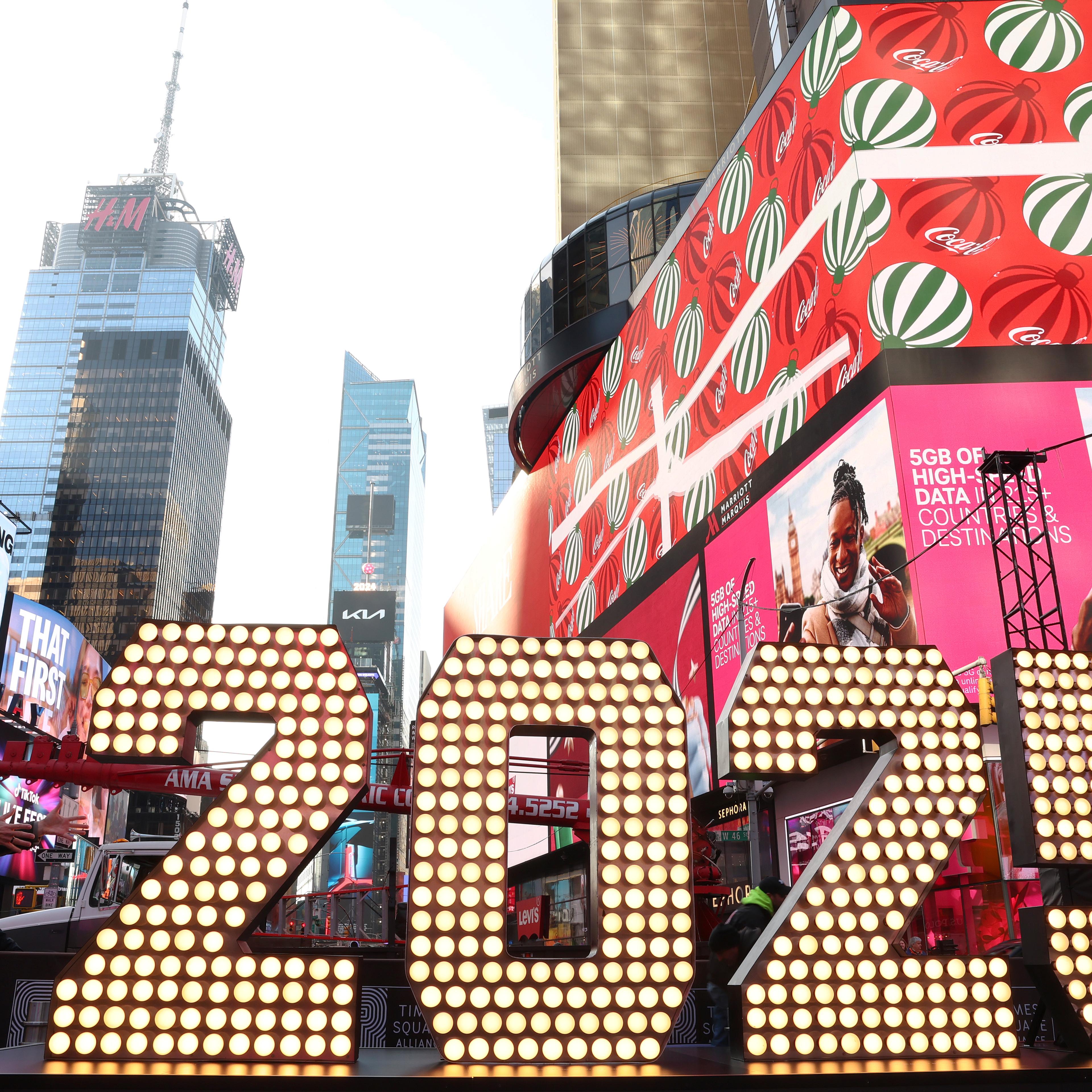 Times Square Numeral Arrival For New Year's Eve