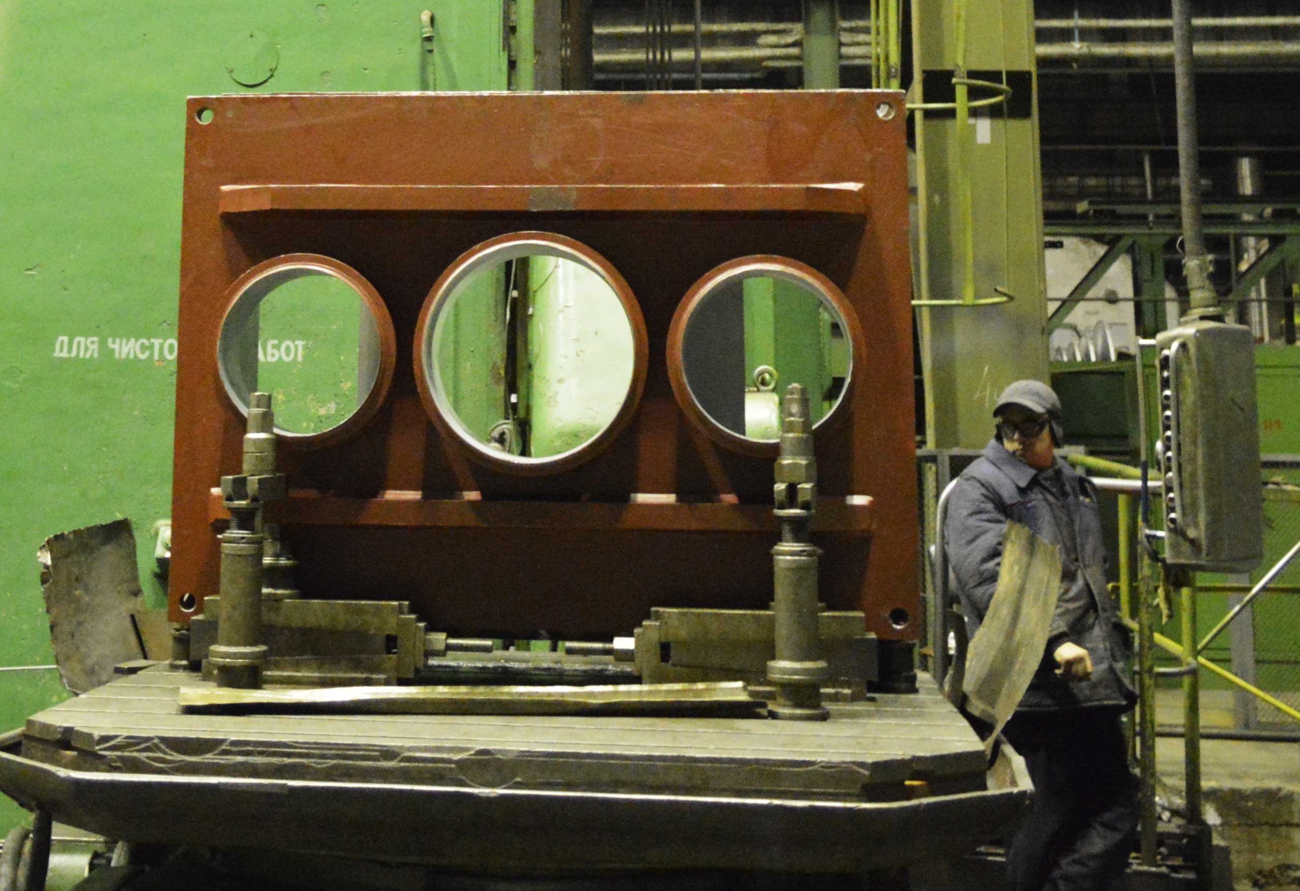 A worker on the night shift at Turboatom, a turbine factory in Kharkov, Ukraine on March 2, 2015.