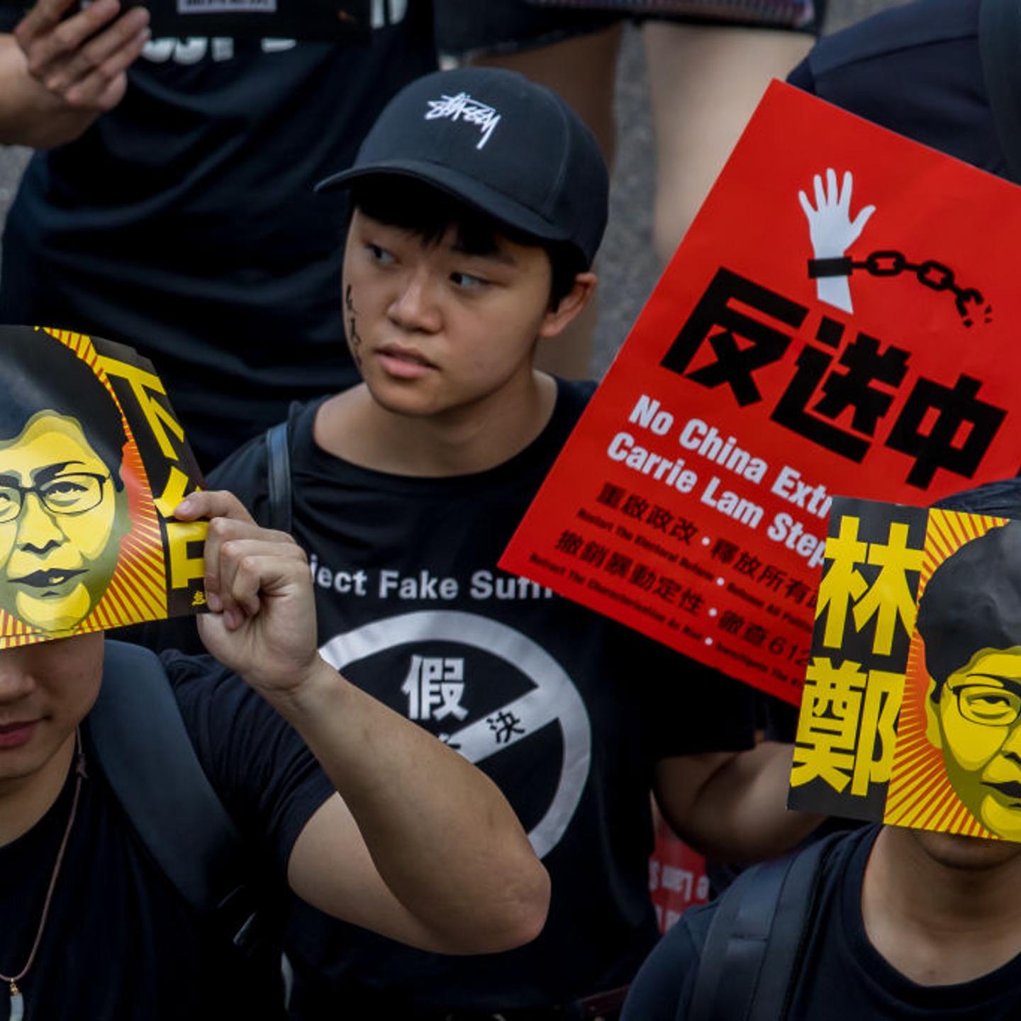 Hong Kong Girds for More Gridlock as China, Protesters Dig In