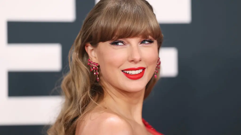 Taylor Swift Revealed Her Coping Mantra. Here's How to Find Yours