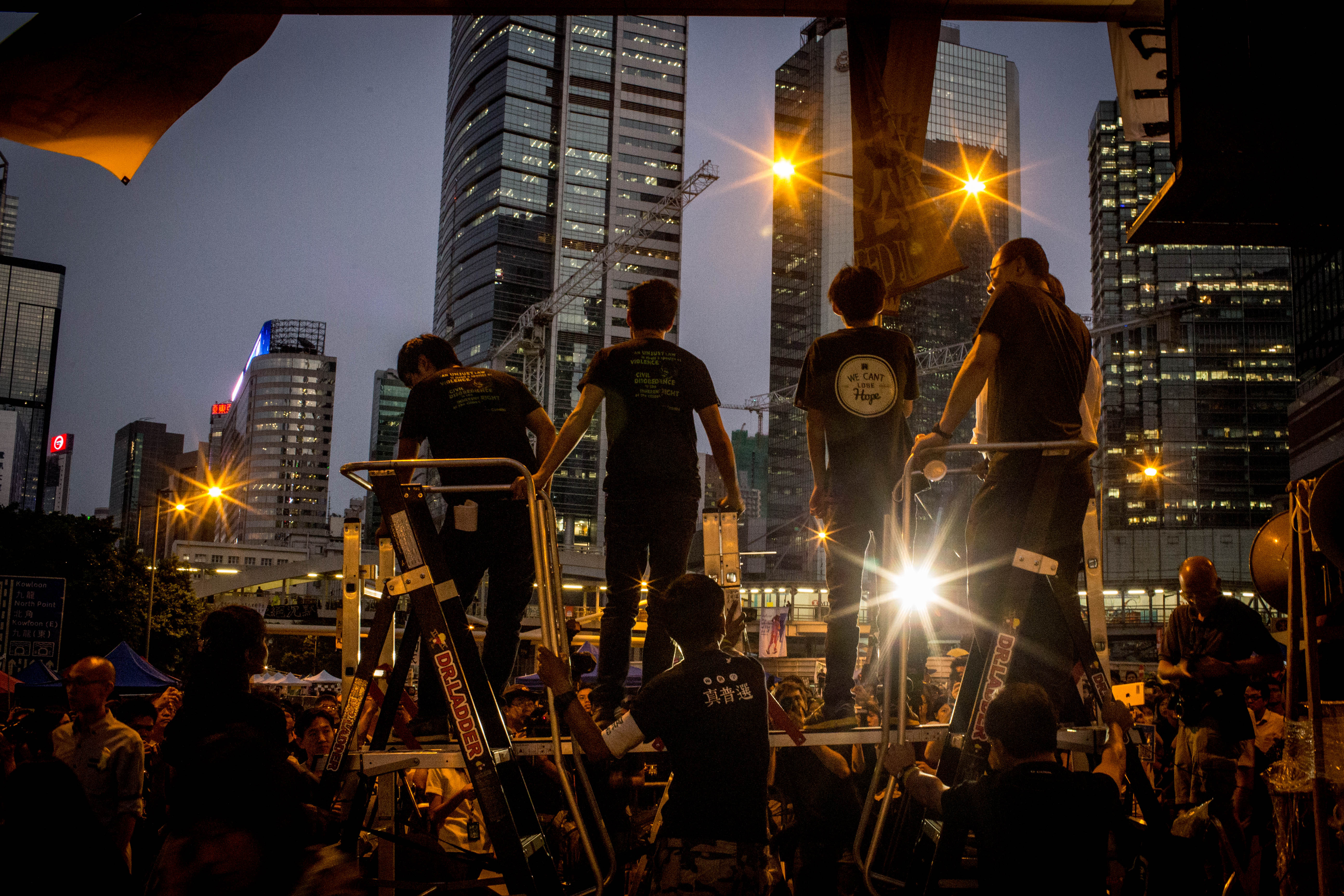 Hong Kong Sit In Continues As Negotiations Break Down
