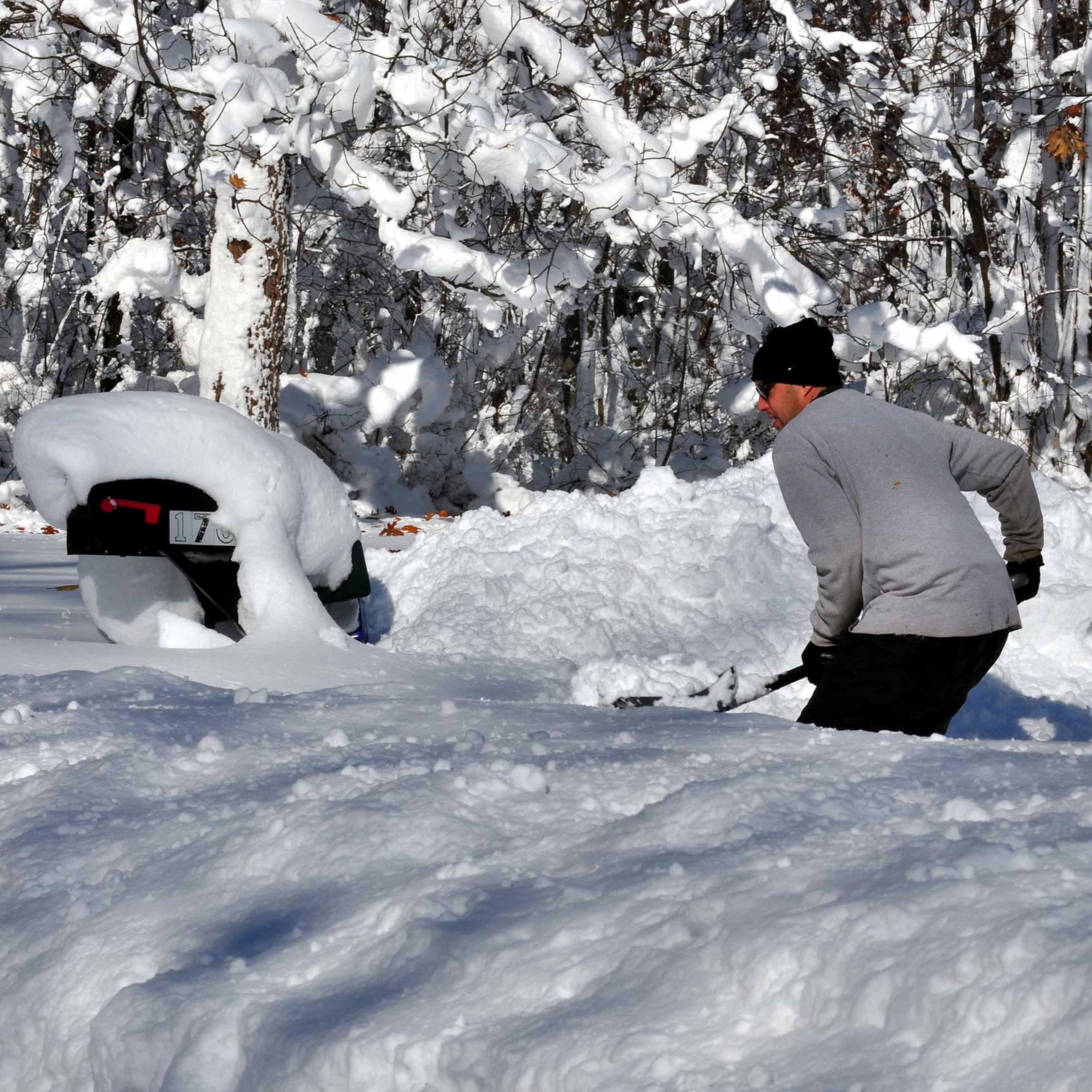 Record Snowstorm Pummels Buffalo