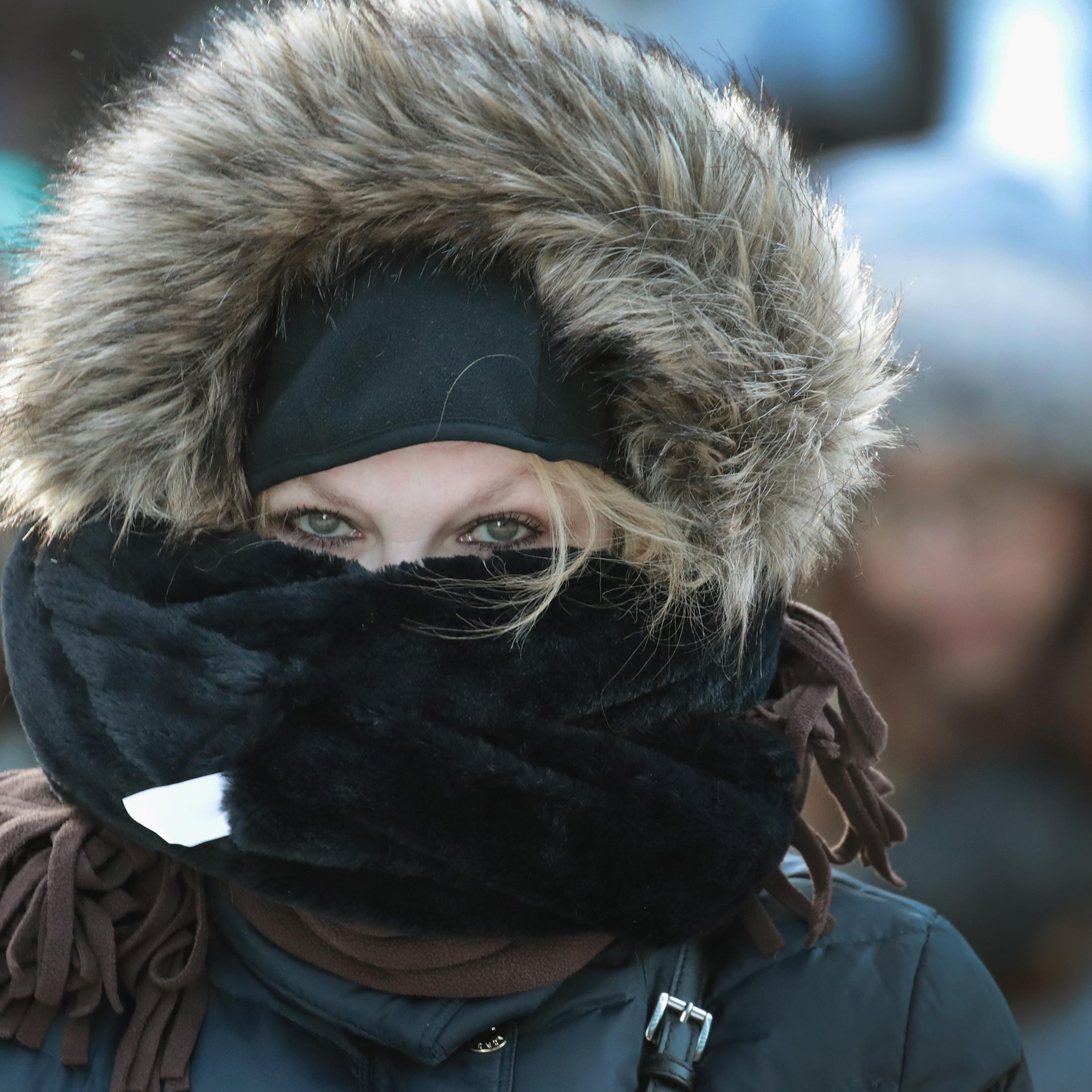 Chicago's Deep Freeze Continues With Single Digit Temperatures
