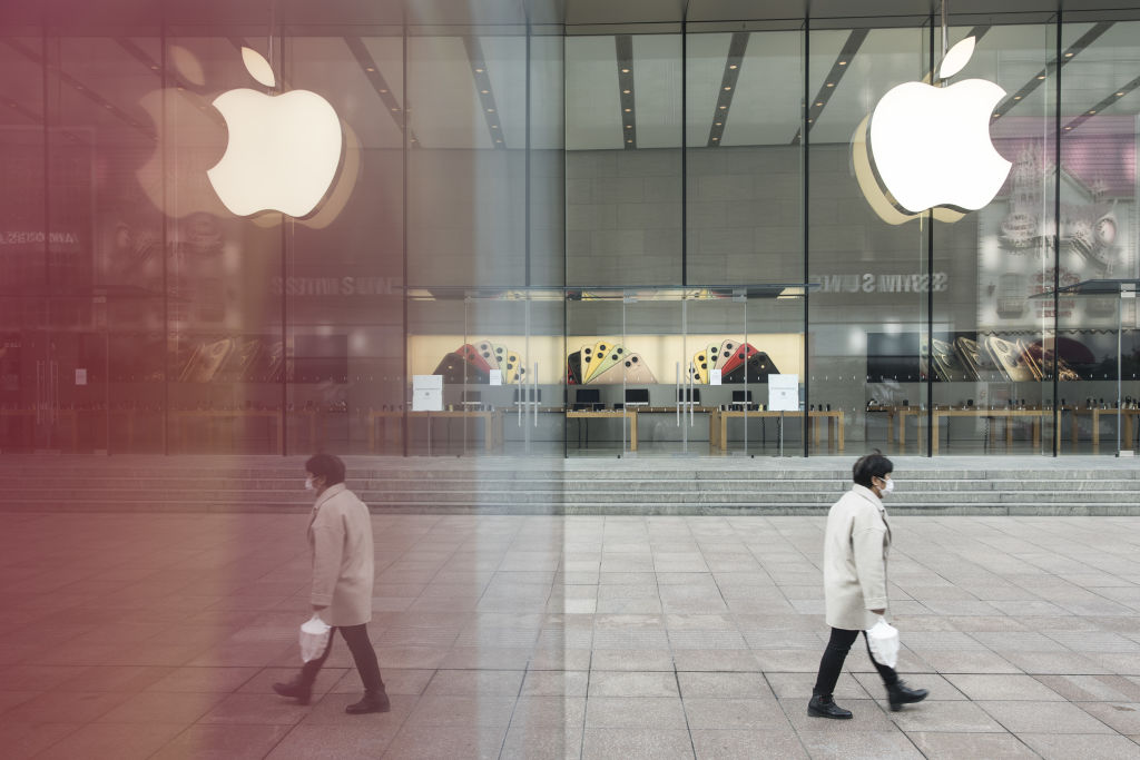Shanghai's Retail Areas as China Cases Rise Above 24,000