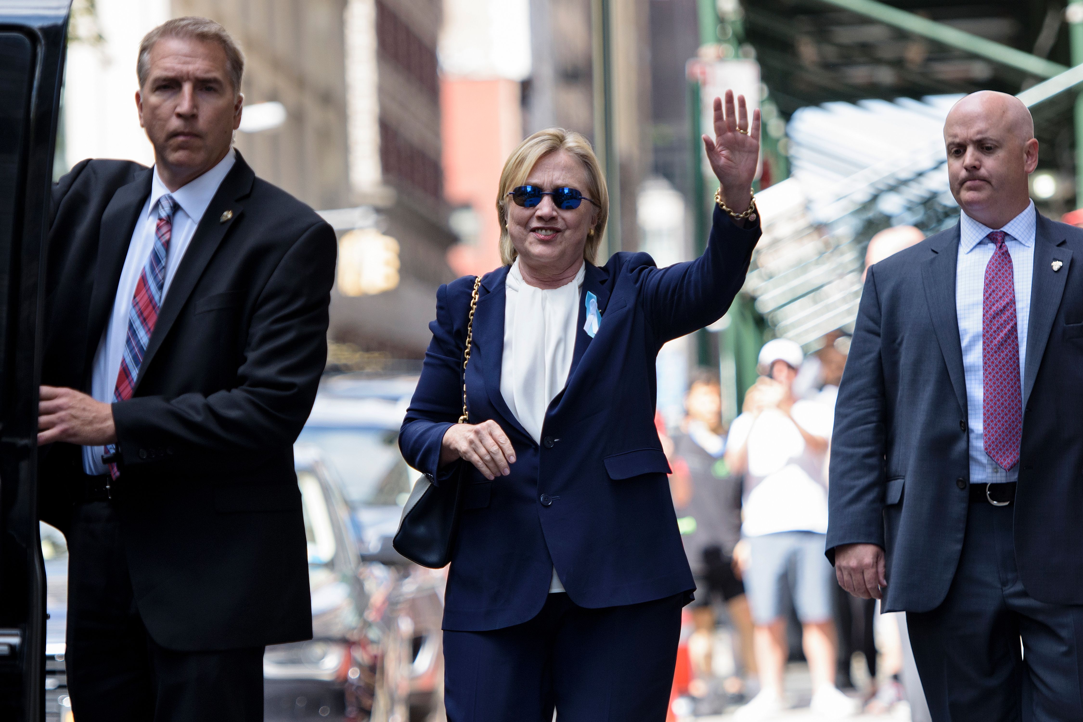 US-VOTE-DEMOCRATS-CLINTON