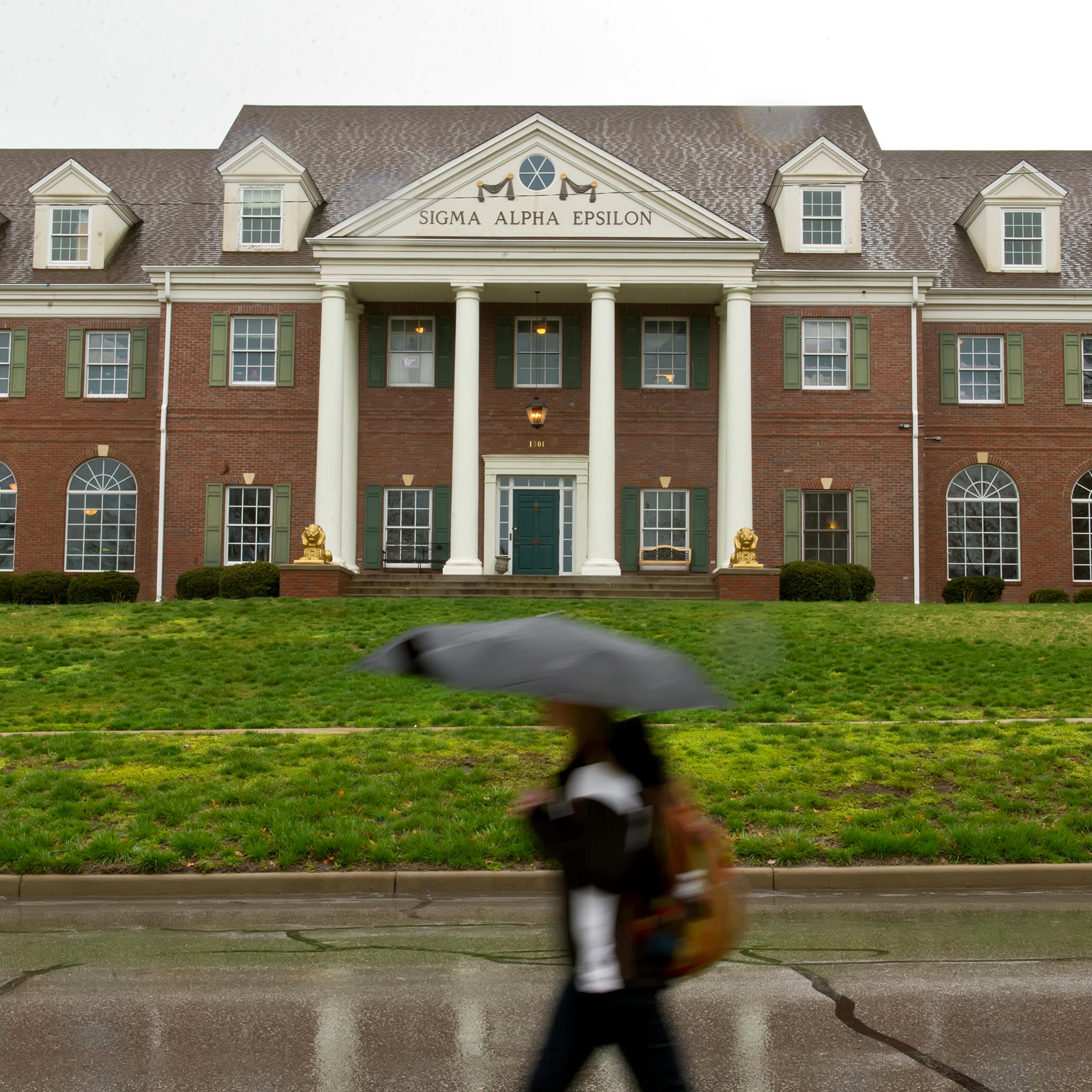 Pledge?s death leads Kansas fraternity to go dry