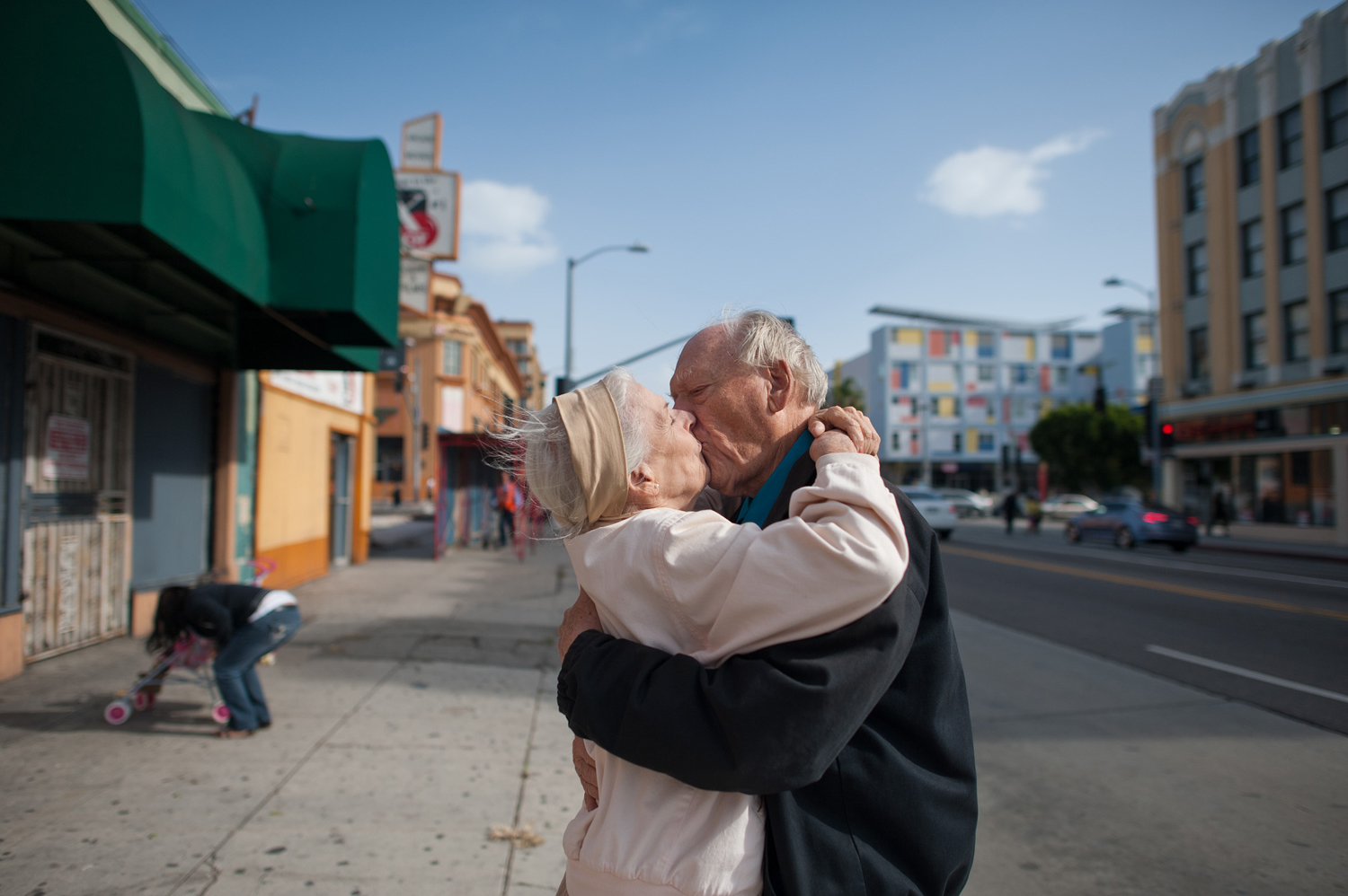 Jeanie and Will kiss, a day after a fight, 2011.