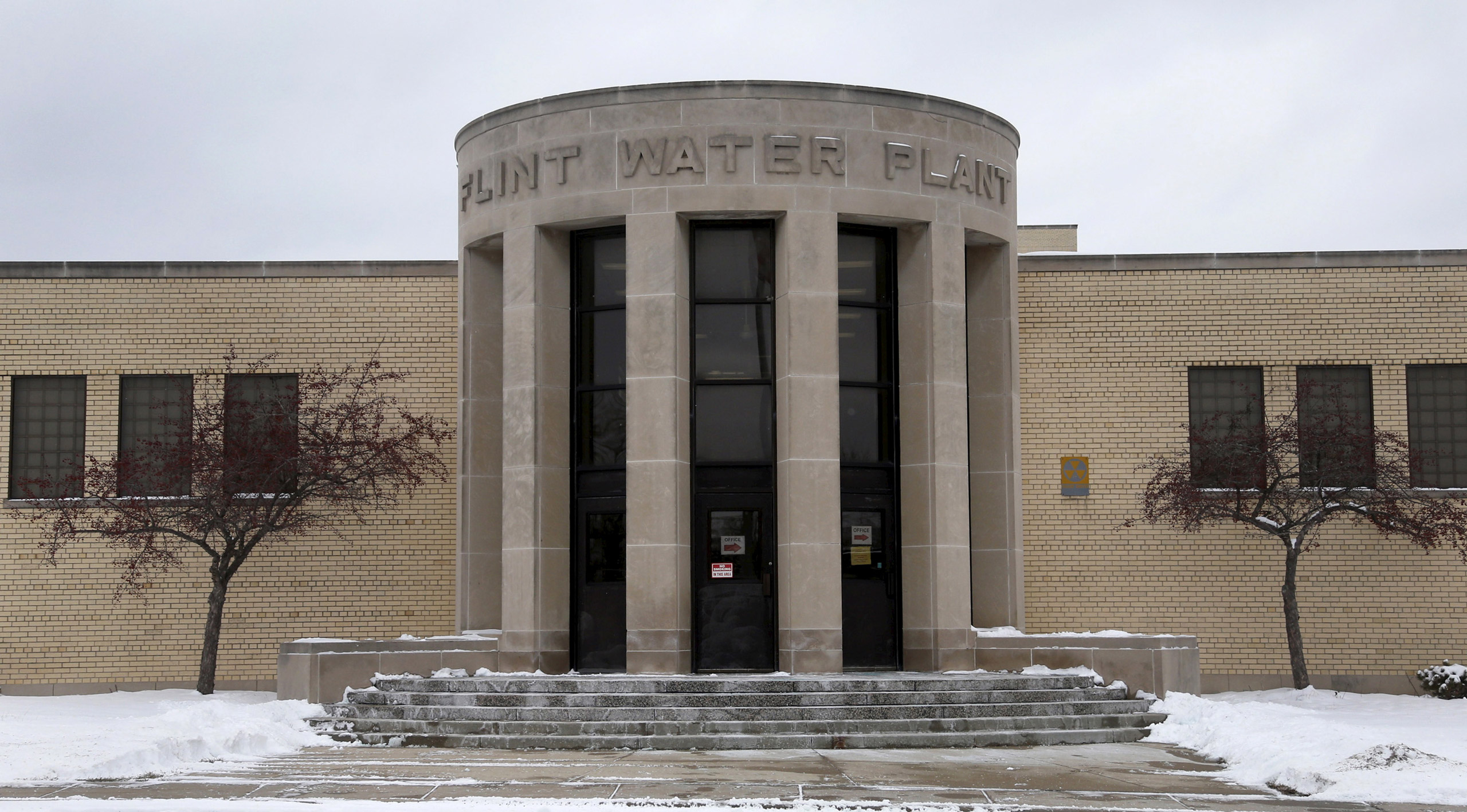 The front of the Flint Water Plant is seen in Flint, Michigan January 13, 2016. The Federal Bureau of Investigation said on Tuesday it was joining a criminal investigation of lead-contaminated drinking water in Flint, Michigan, exploring whether laws wer