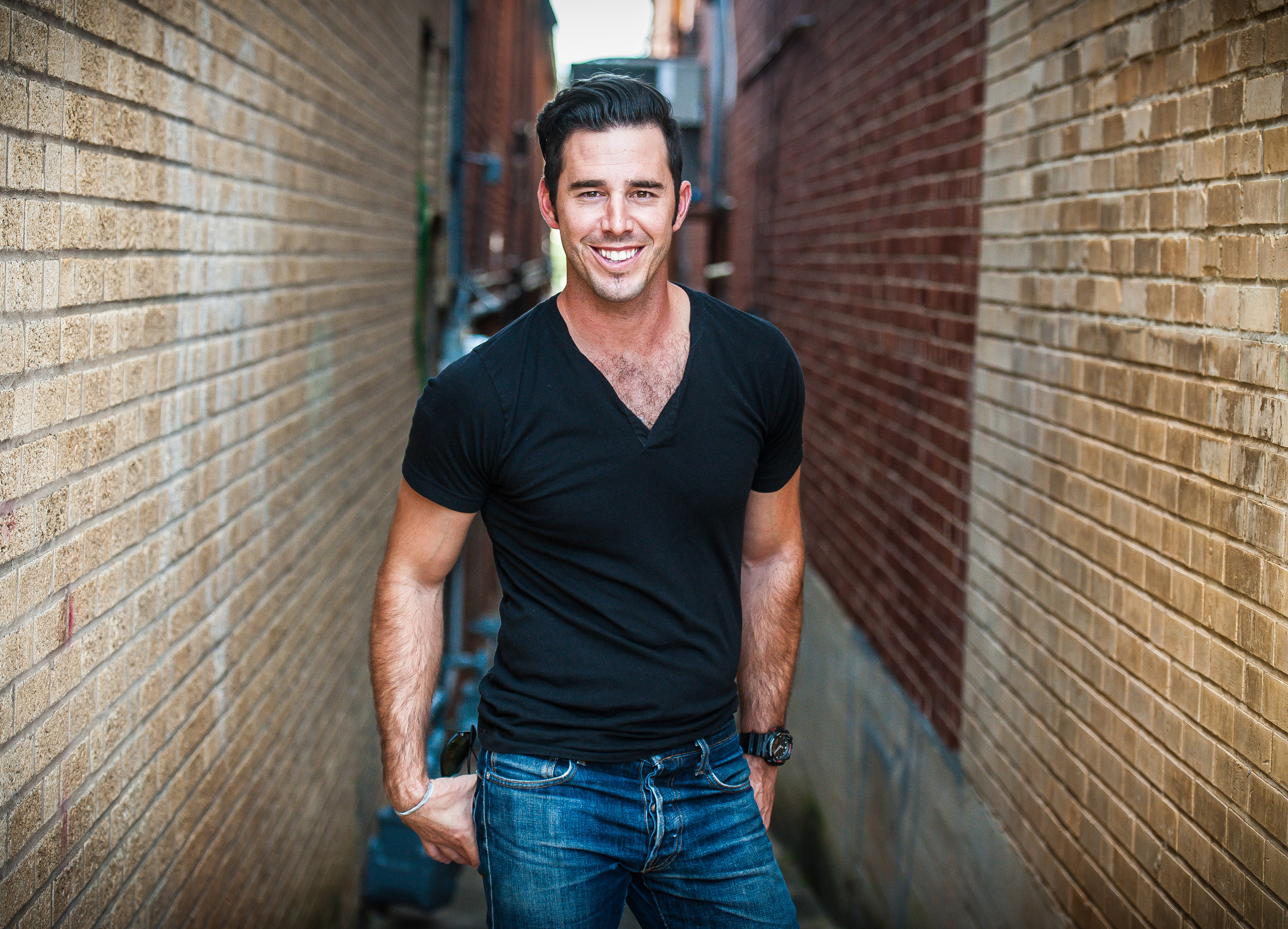 Midwest Flooding-Country Singer