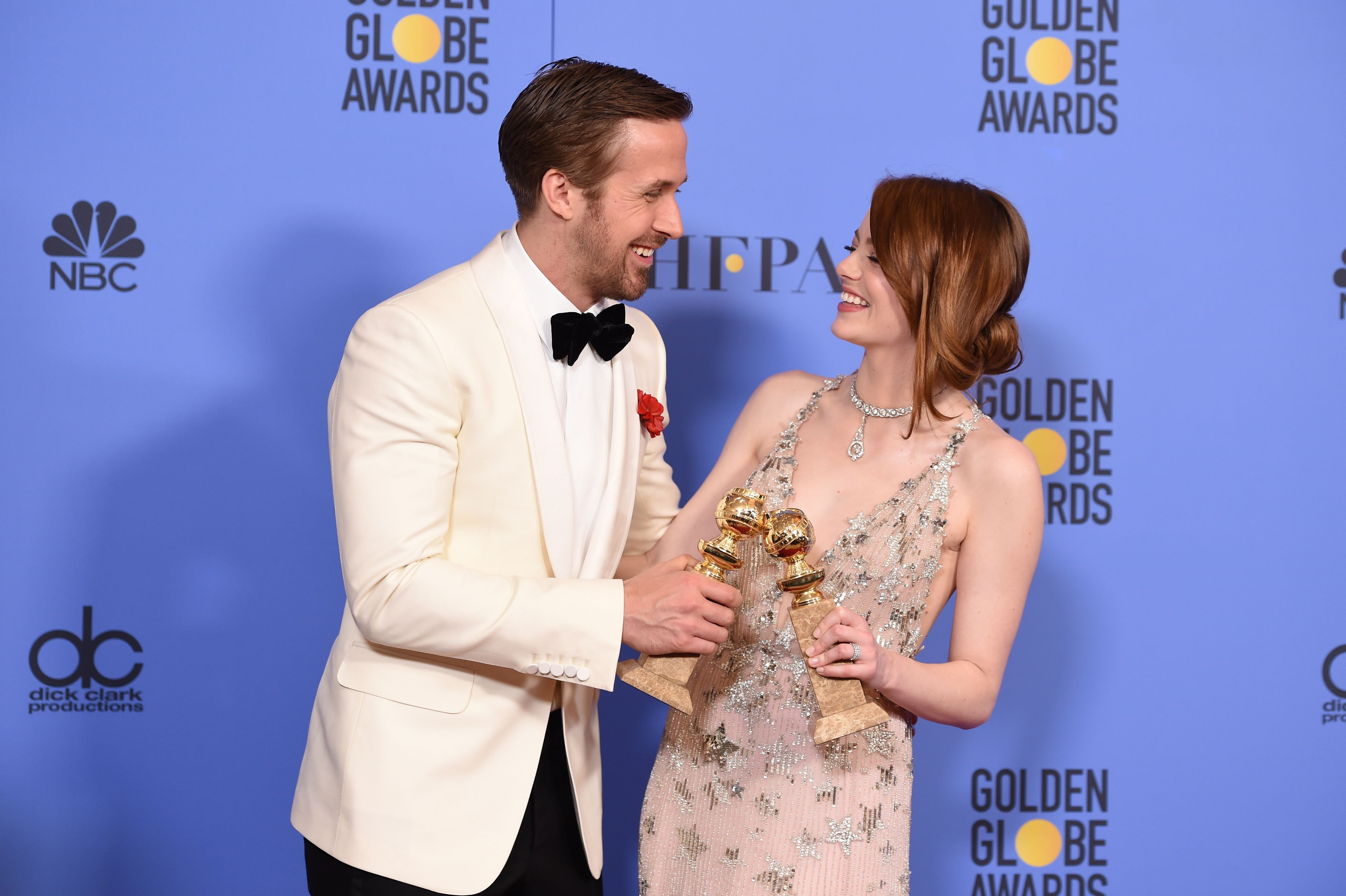 TOPSHOT-US-ENTERTAINMENT-GOLDEN GLOBE-PRESS ROOM