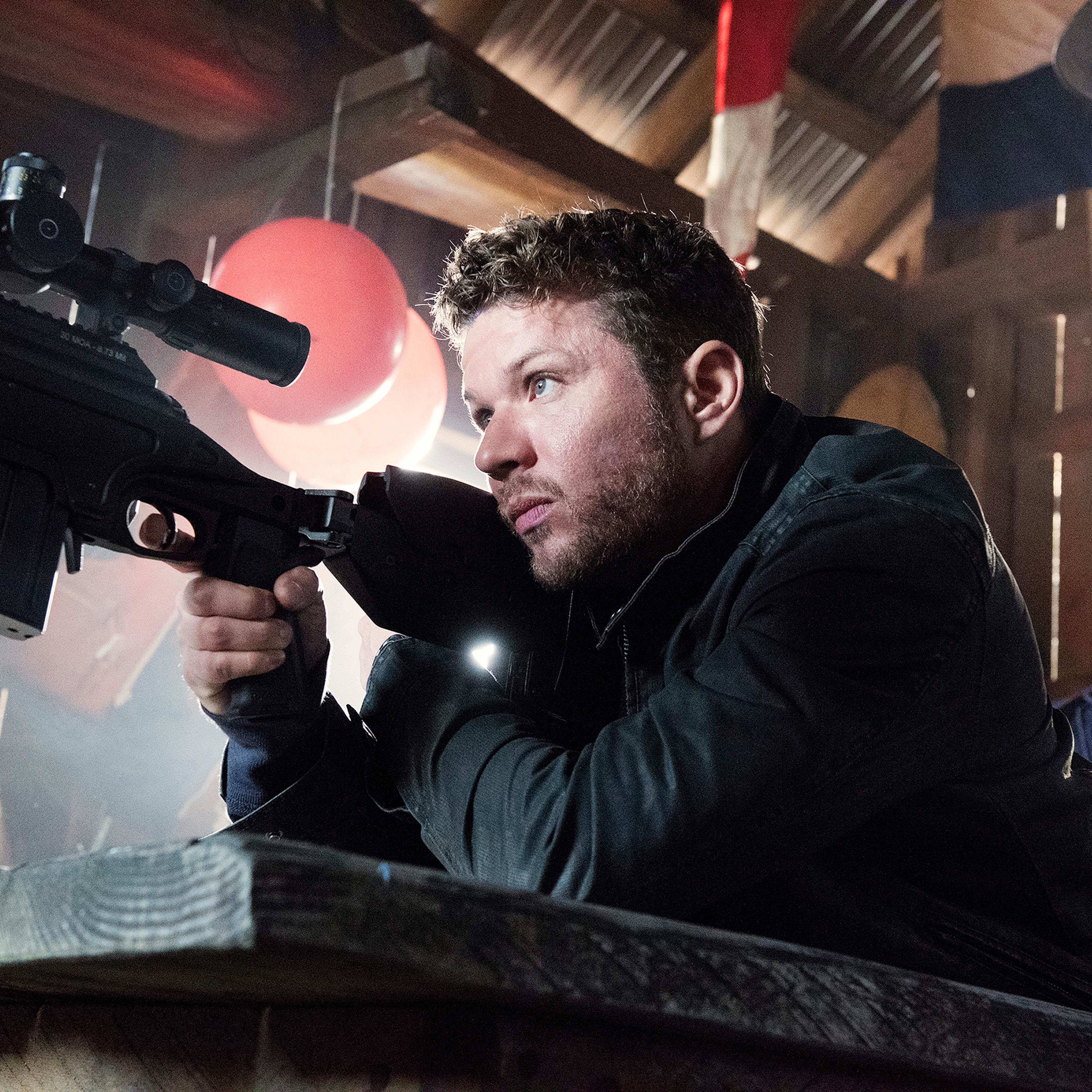 Ryan Phillippe as Bob Lee Swagger in the pilot episode of Shooter.