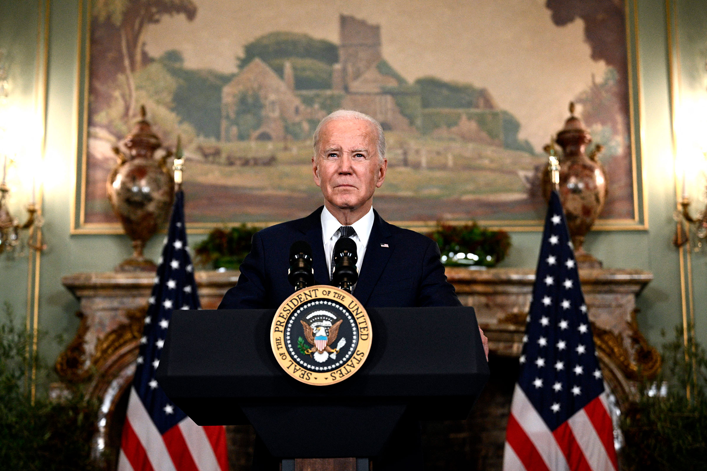 TOPSHOT-US-CHINA-DIPLOMACY-APEC-SUMMIT