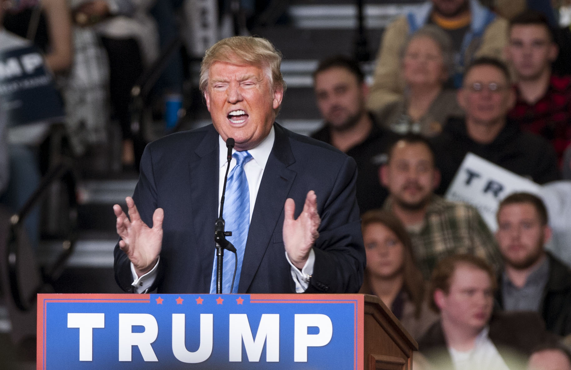 Donald Trump addresses supporters in Columbus, OH on Nov. 23, 2015.