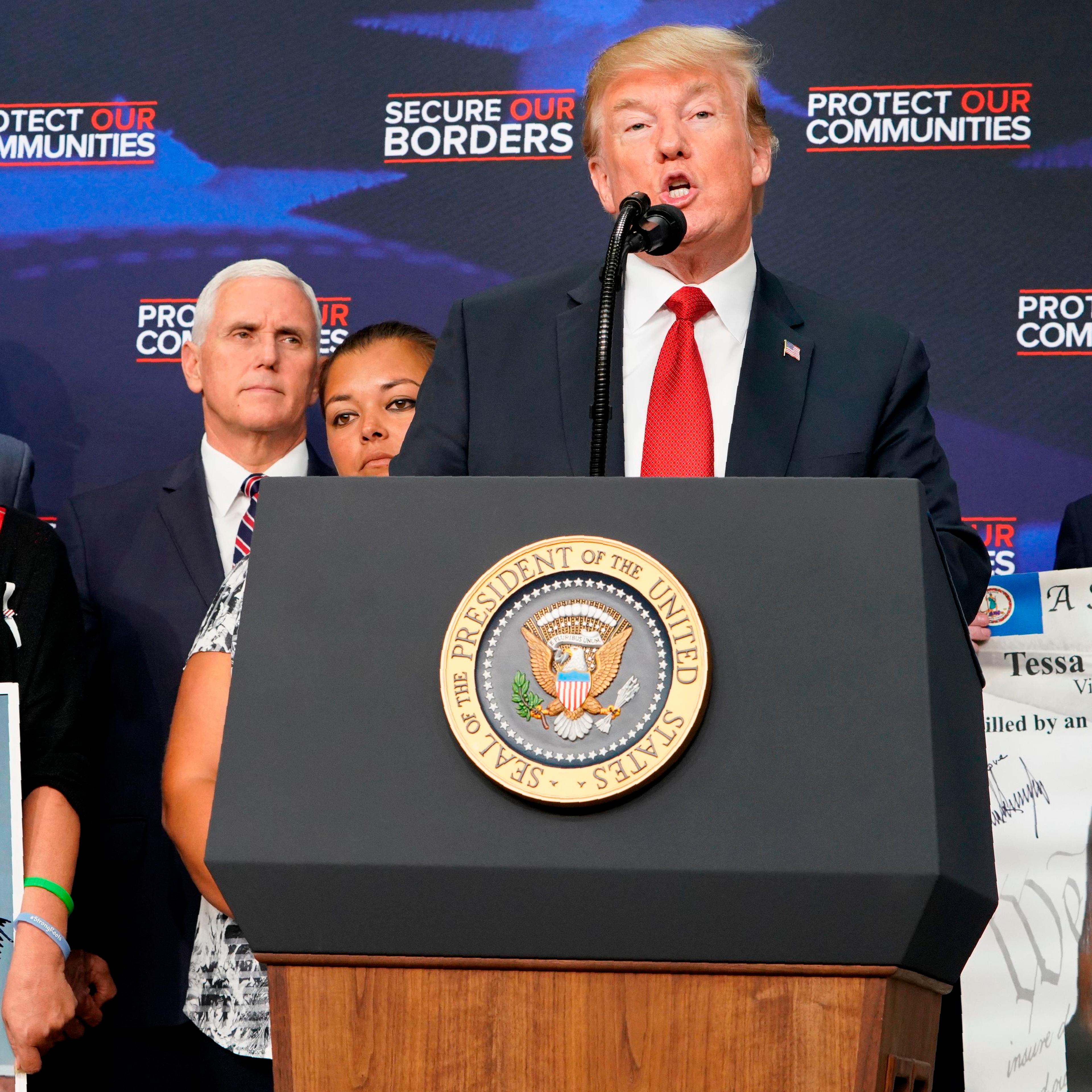 US-POLITICS-TRUMP-IMMIGRATION-MIGRANTS